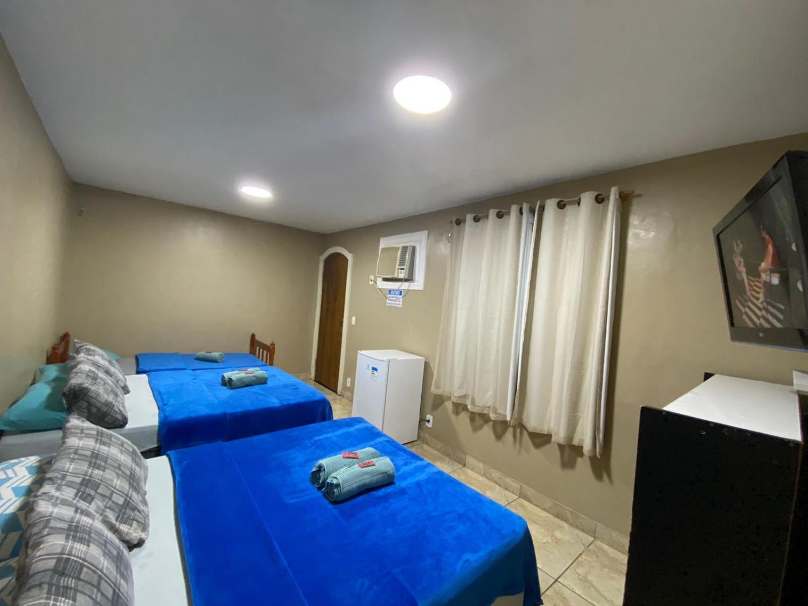 Quadruple Room with Private Bathroom - Photo 1