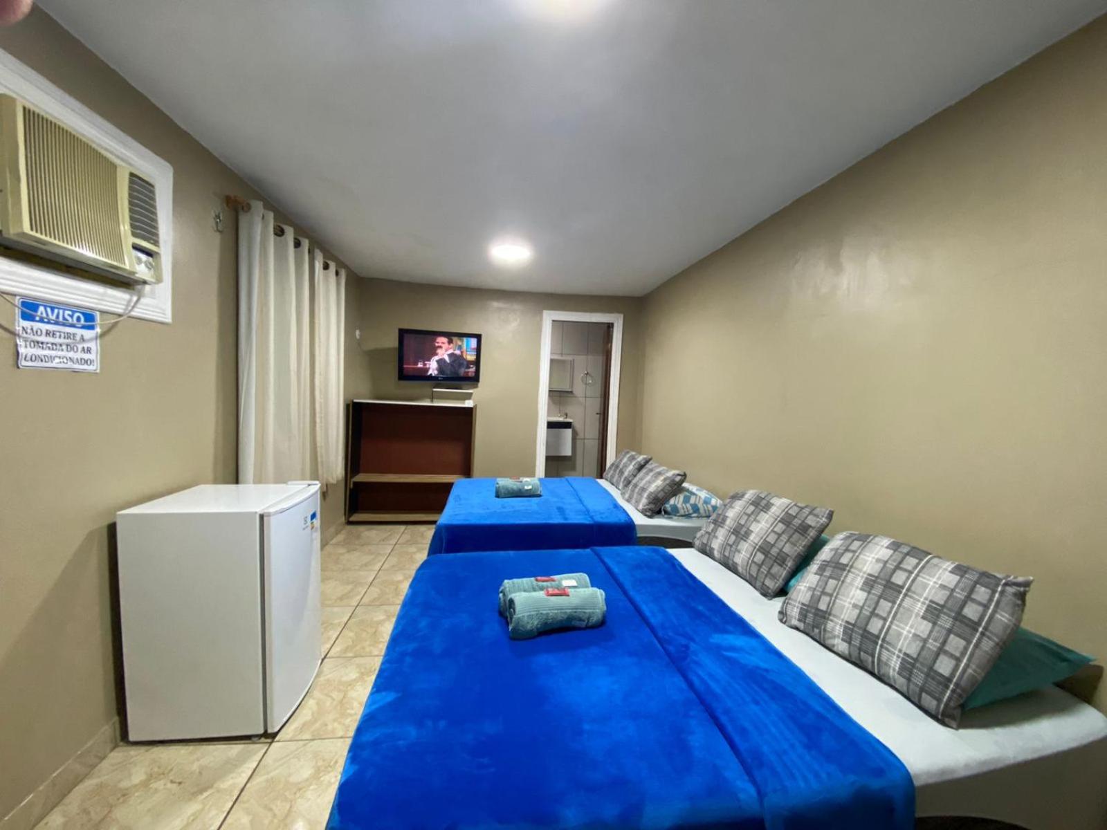 Quadruple Room with Private Bathroom - Photo 2