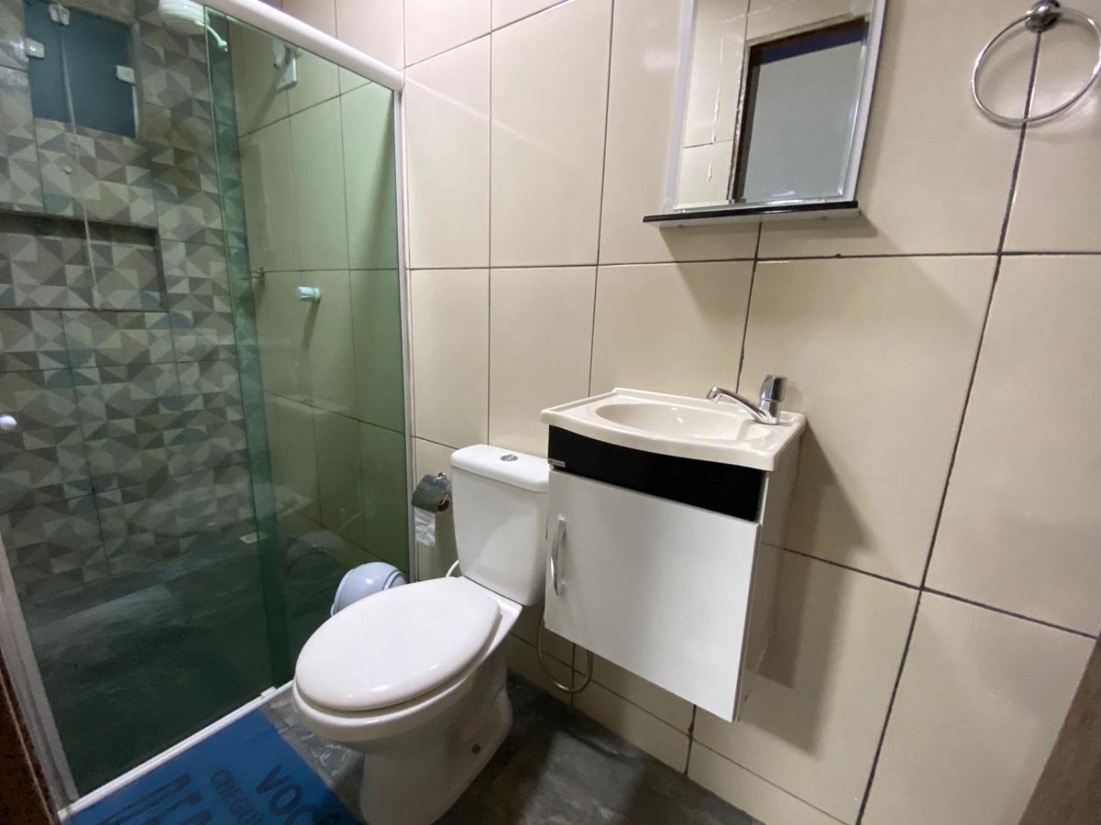 Quadruple Room with Private Bathroom - Photo 3