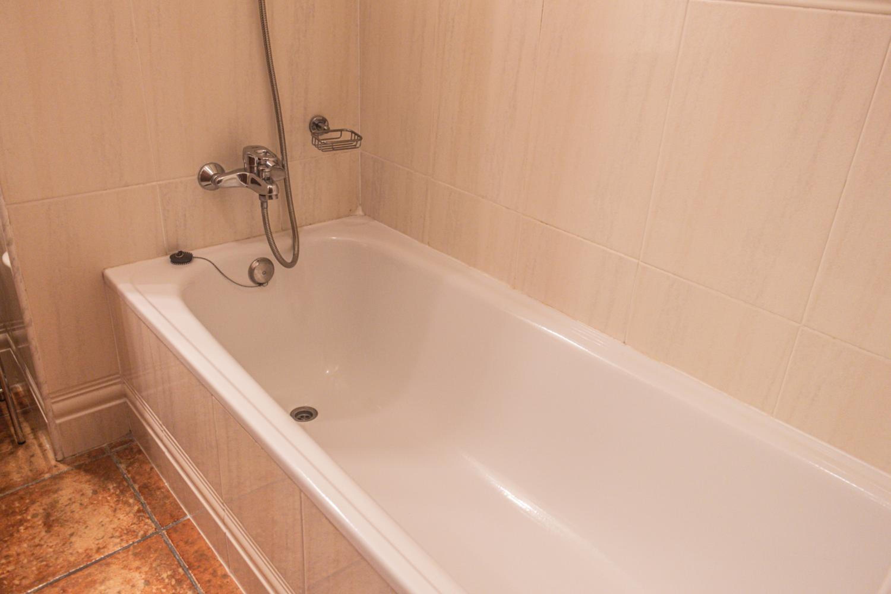 Superior Twin Room - Photo 4