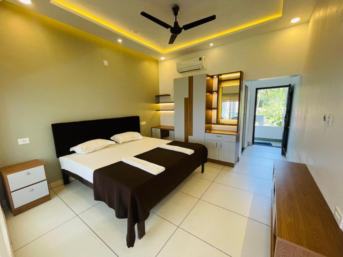 Family Room with Sea View - Photo 2