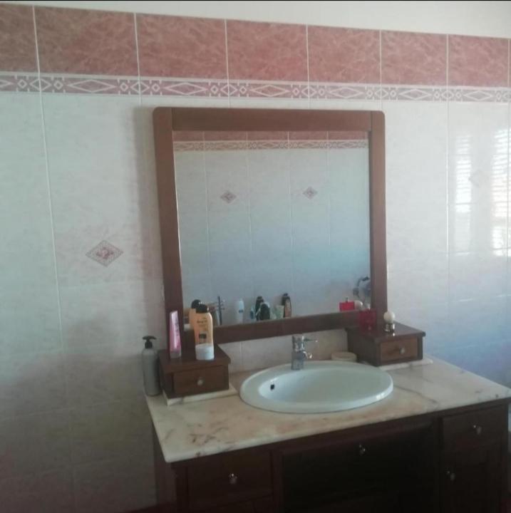 Large Double or Twin Room - Photo 2
