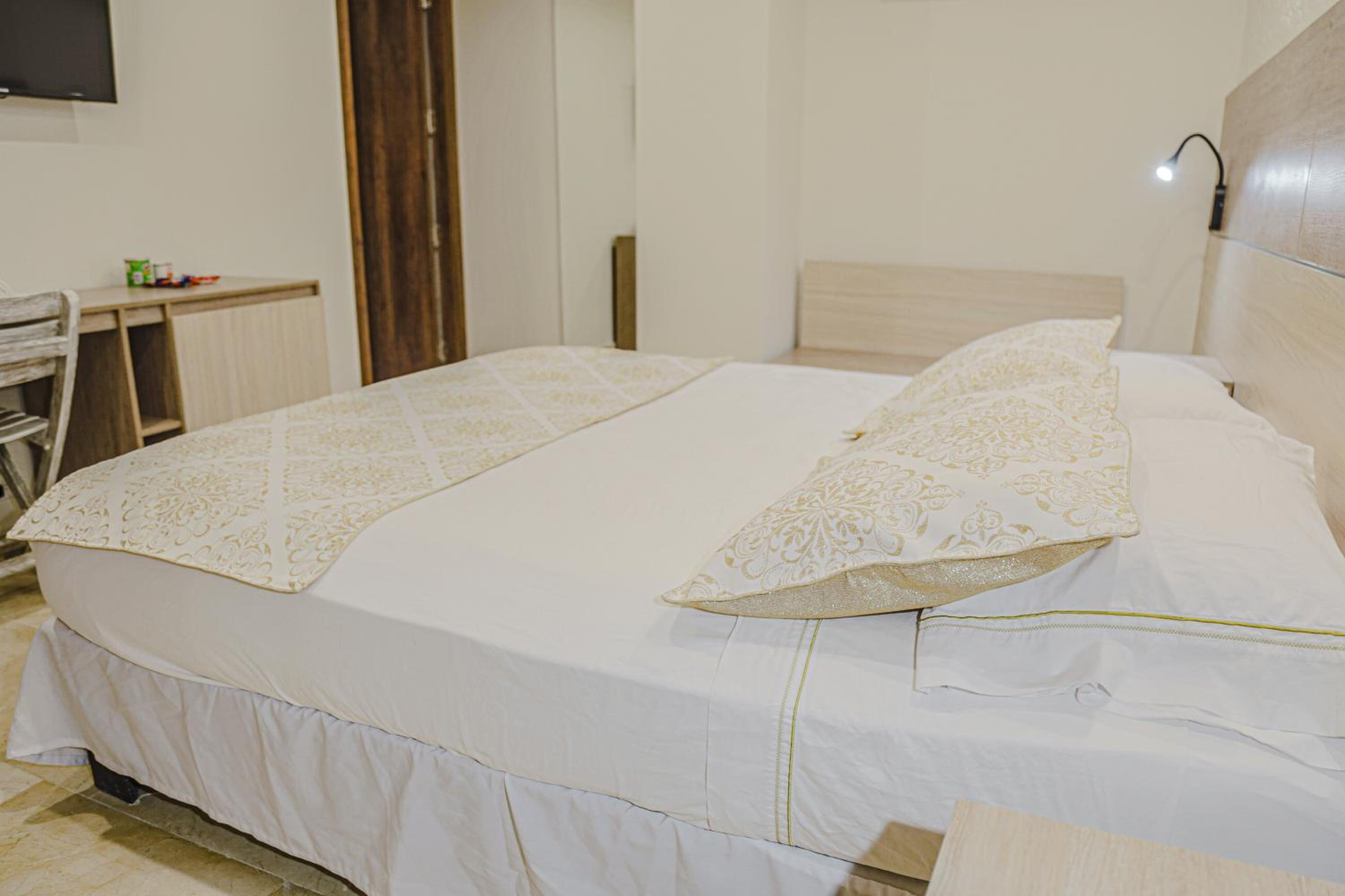 Standard King Room - Photo 1