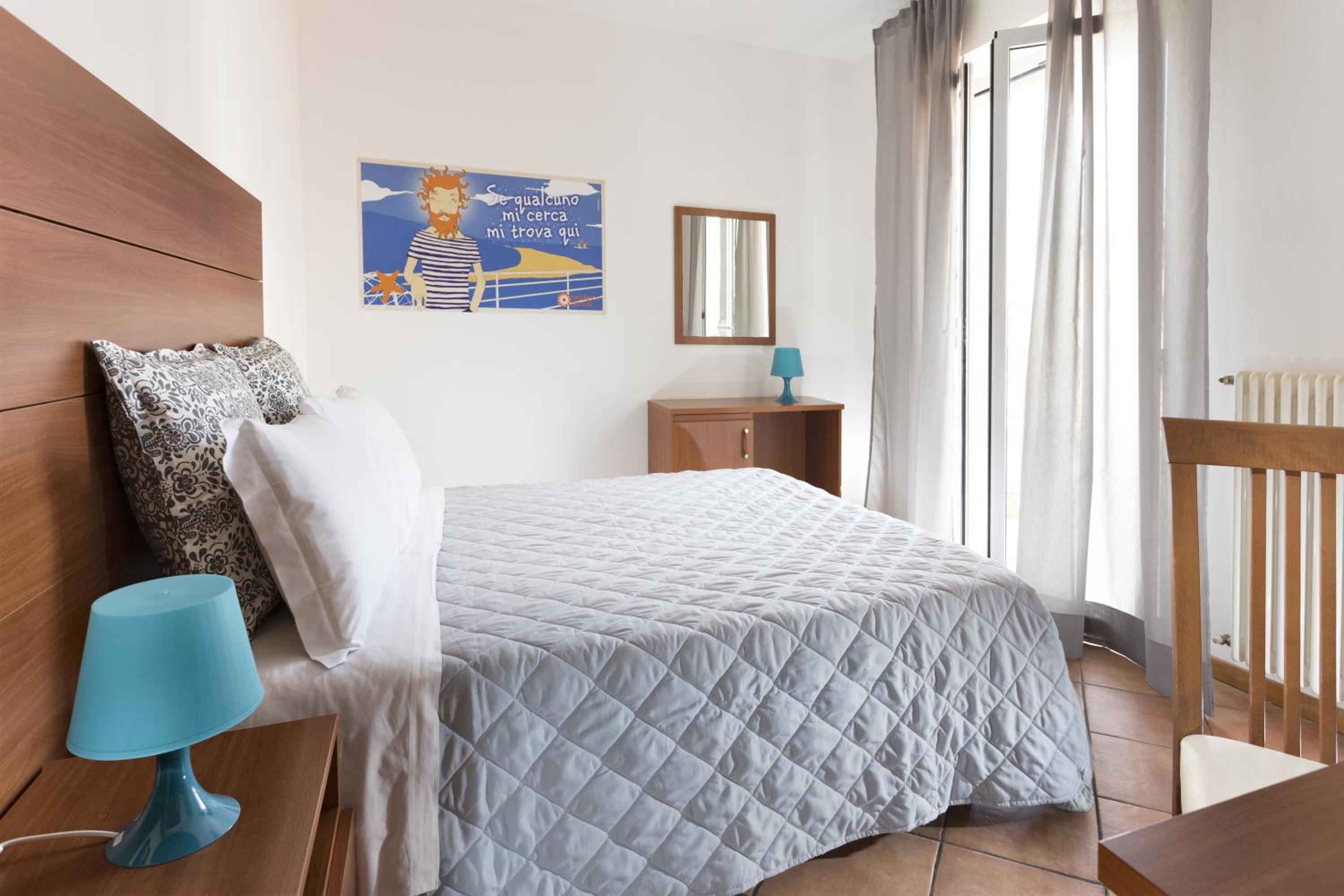 One-Bedroom Apartment with Balcony