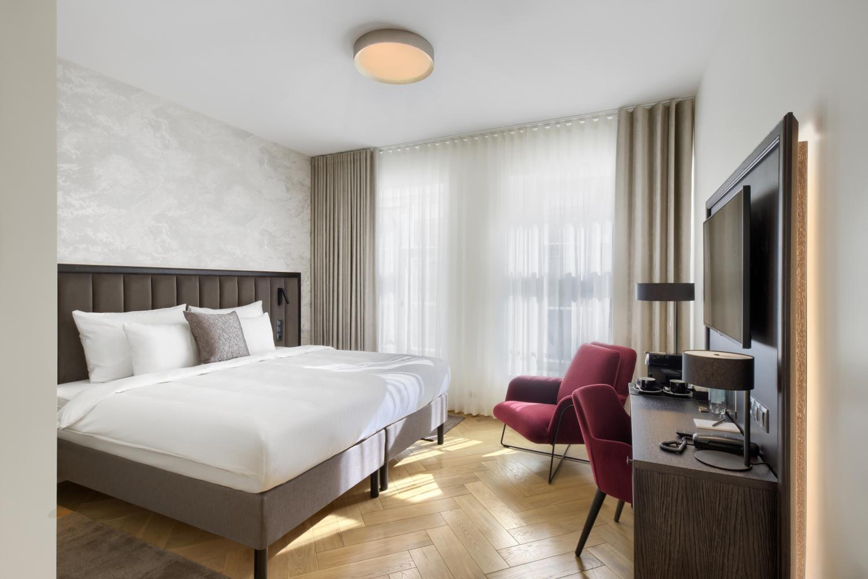 Deluxe Double Room - Photo 2