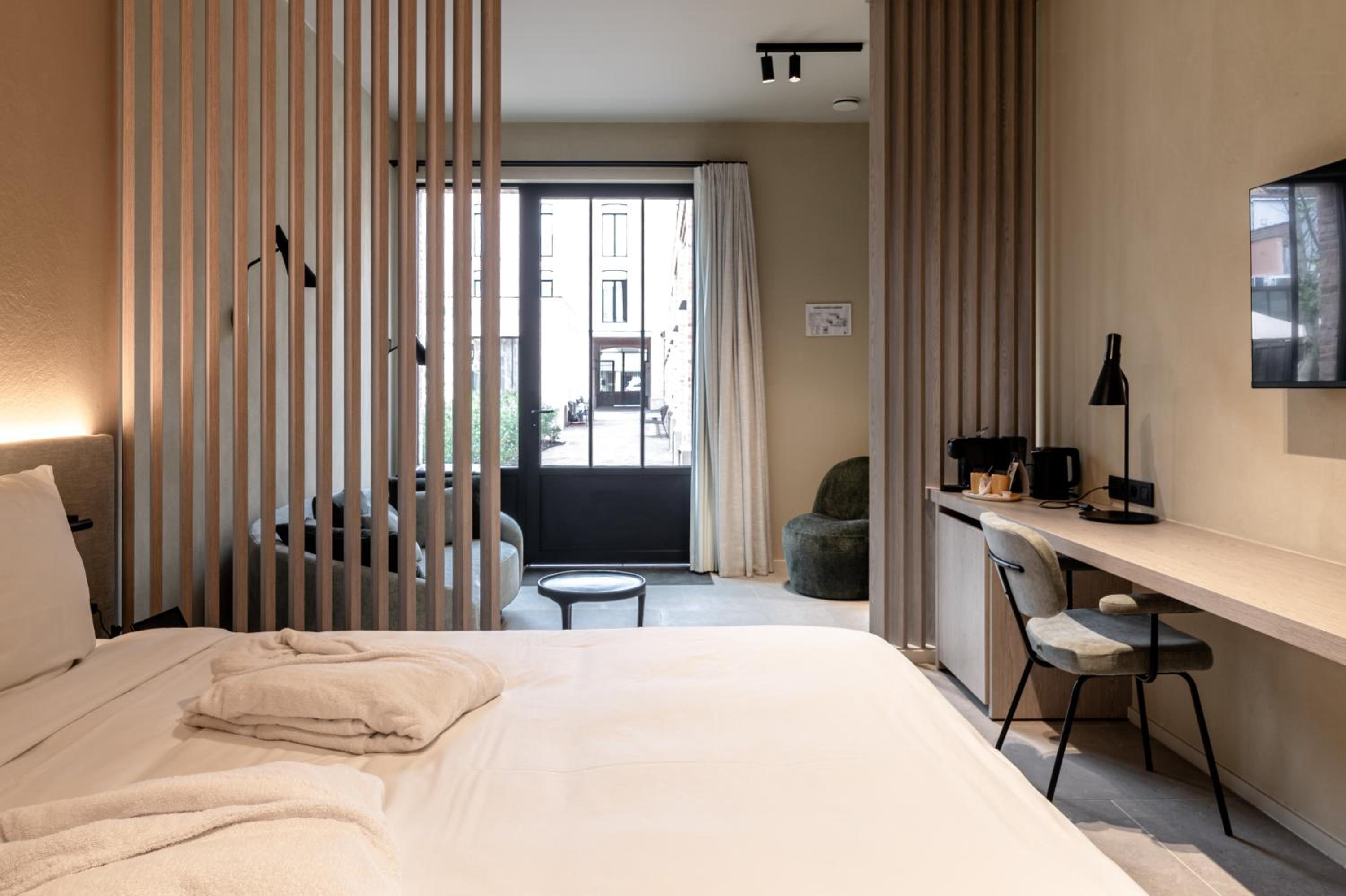 Deluxe Double or Twin Room