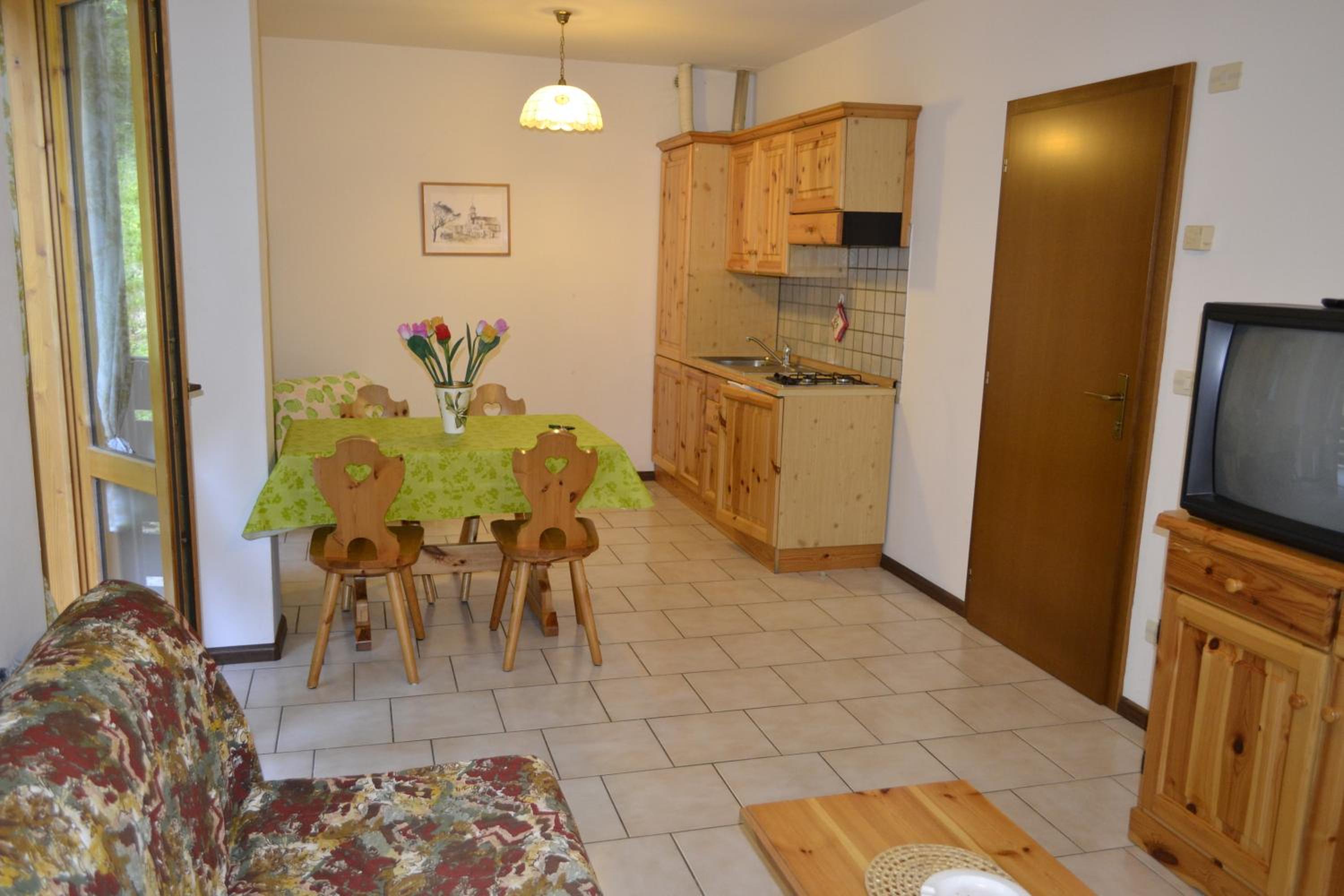 Apartment with Balcony photo 2