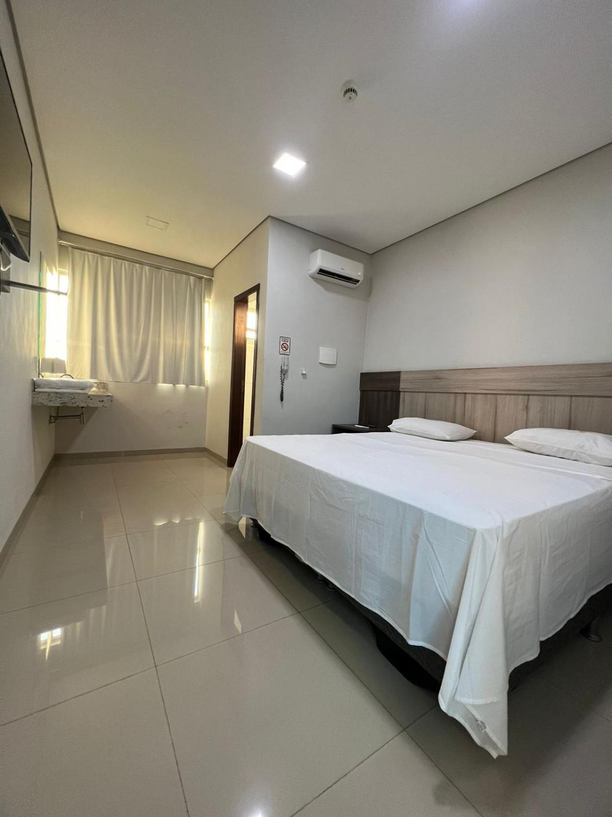 Double or Twin Room with Bathroom - Photo 1