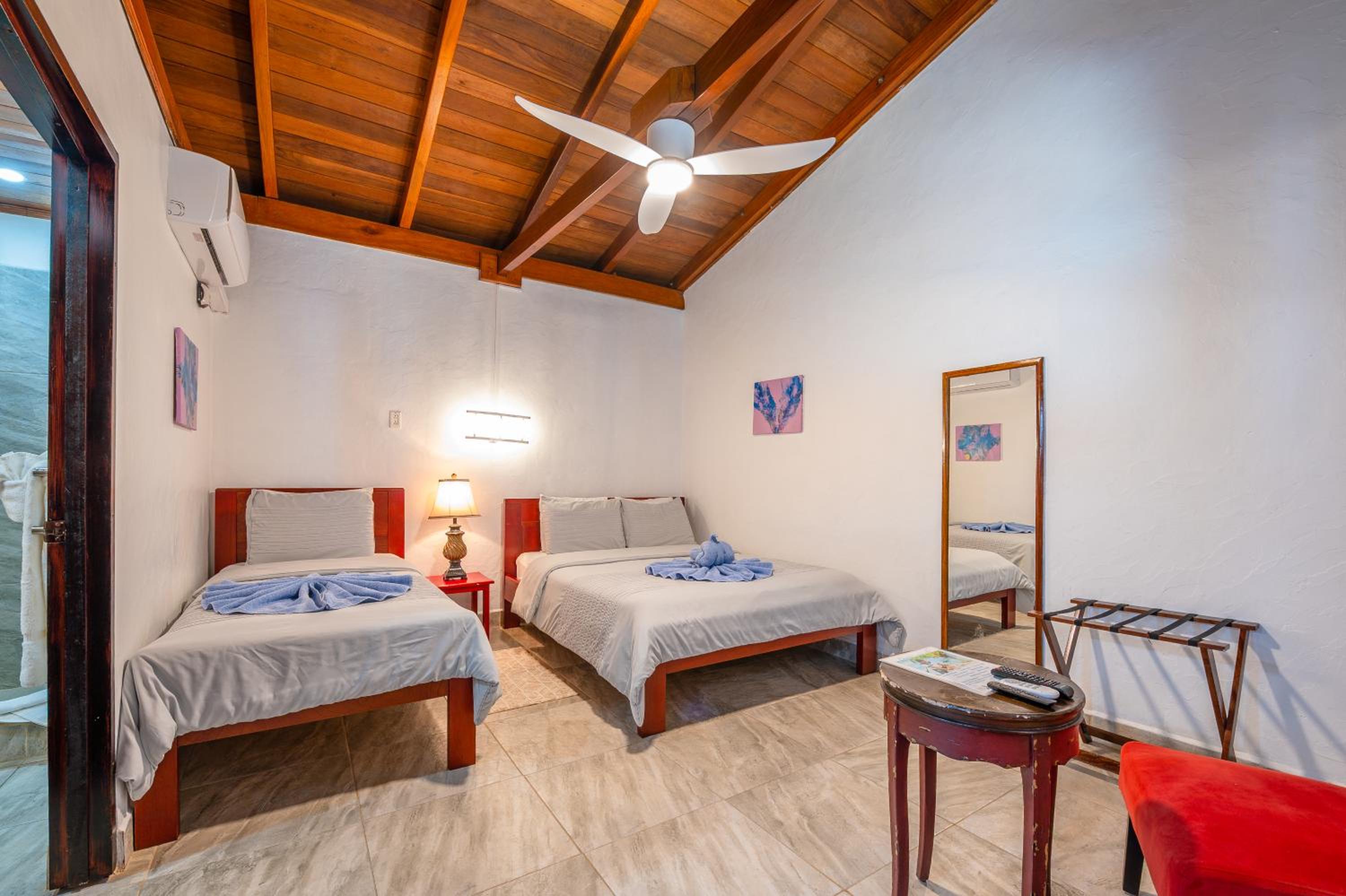 Triple Room with Pool View