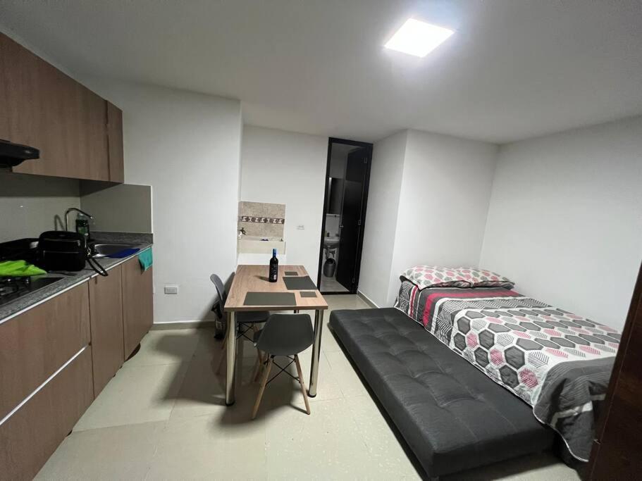 One-Bedroom Apartment photo 1