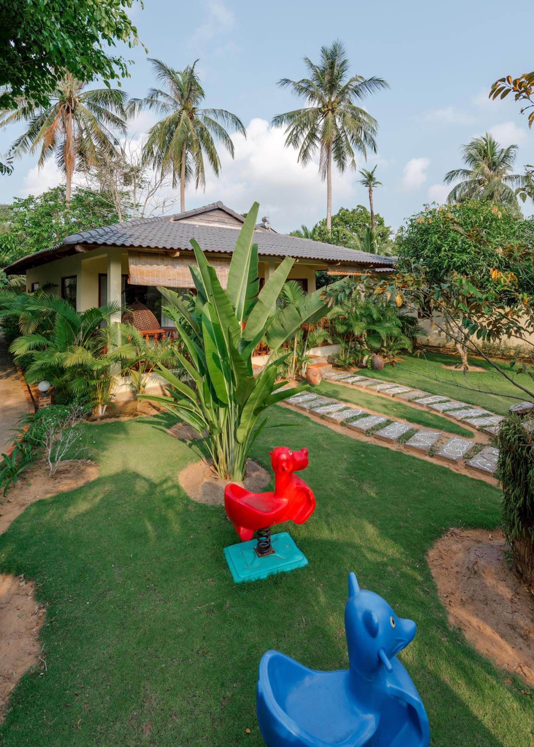 Two-Bedroom Villa - Photo 11