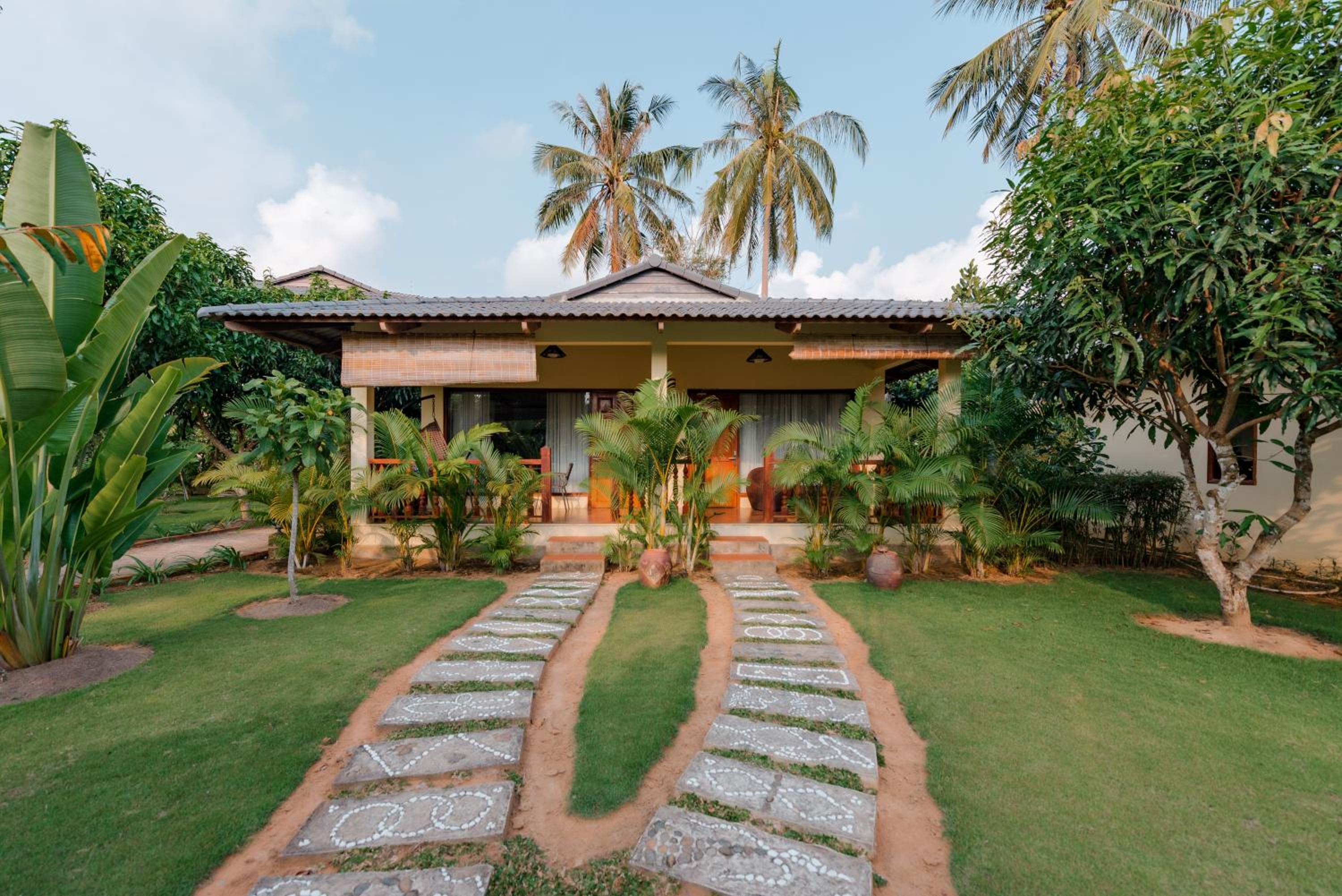 Two-Bedroom Villa - Photo 9