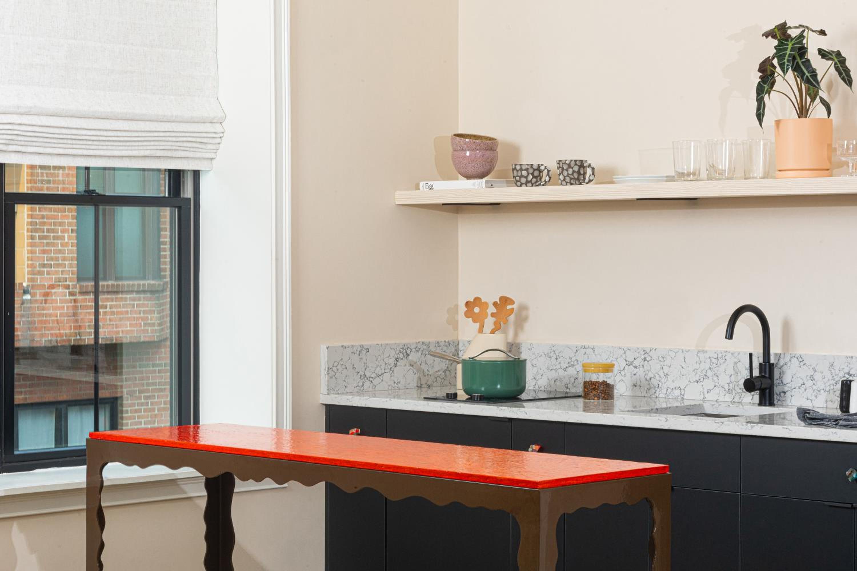 King Suite - Photo 3