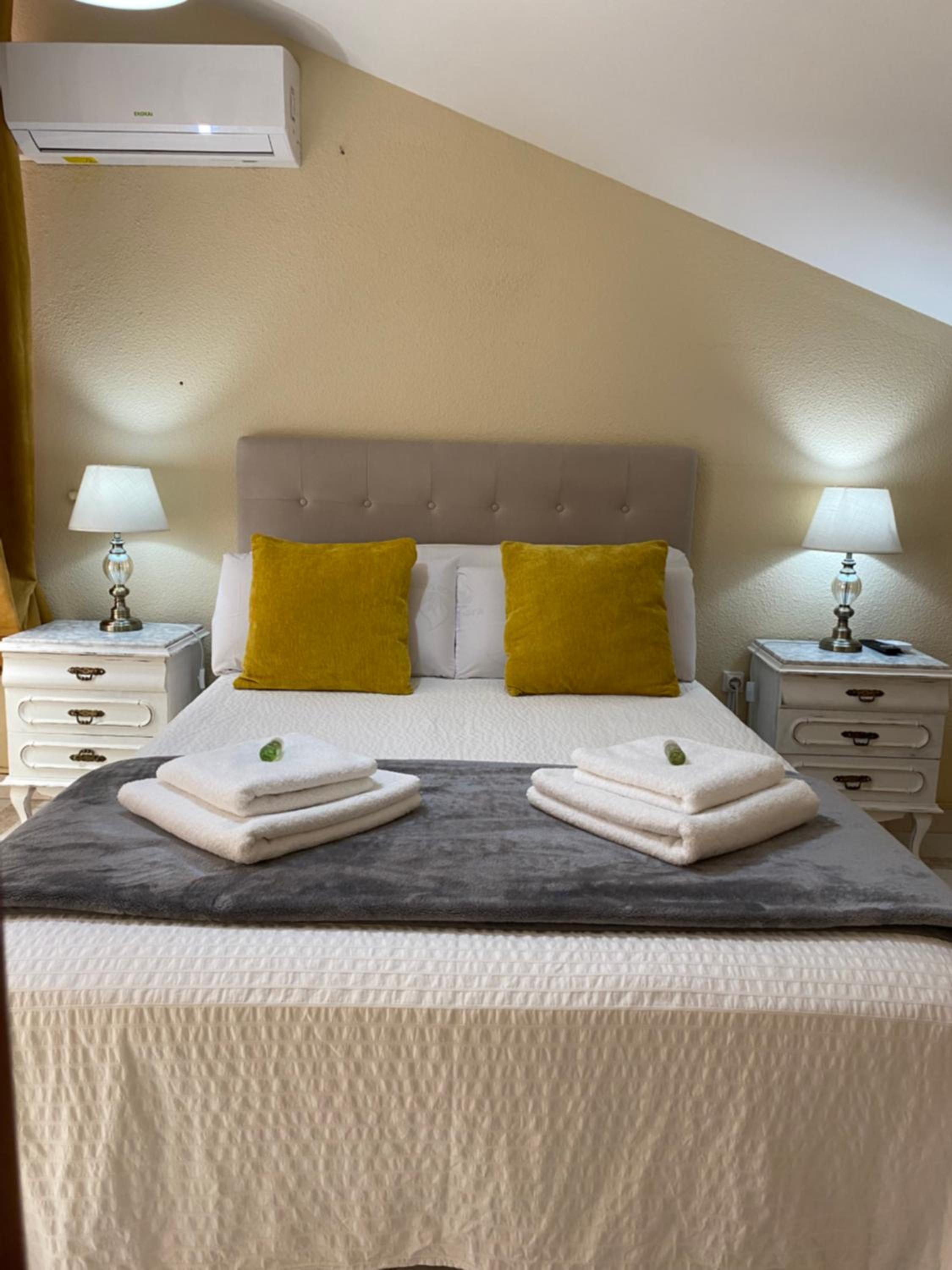 Habitación Doble con Baño Privado