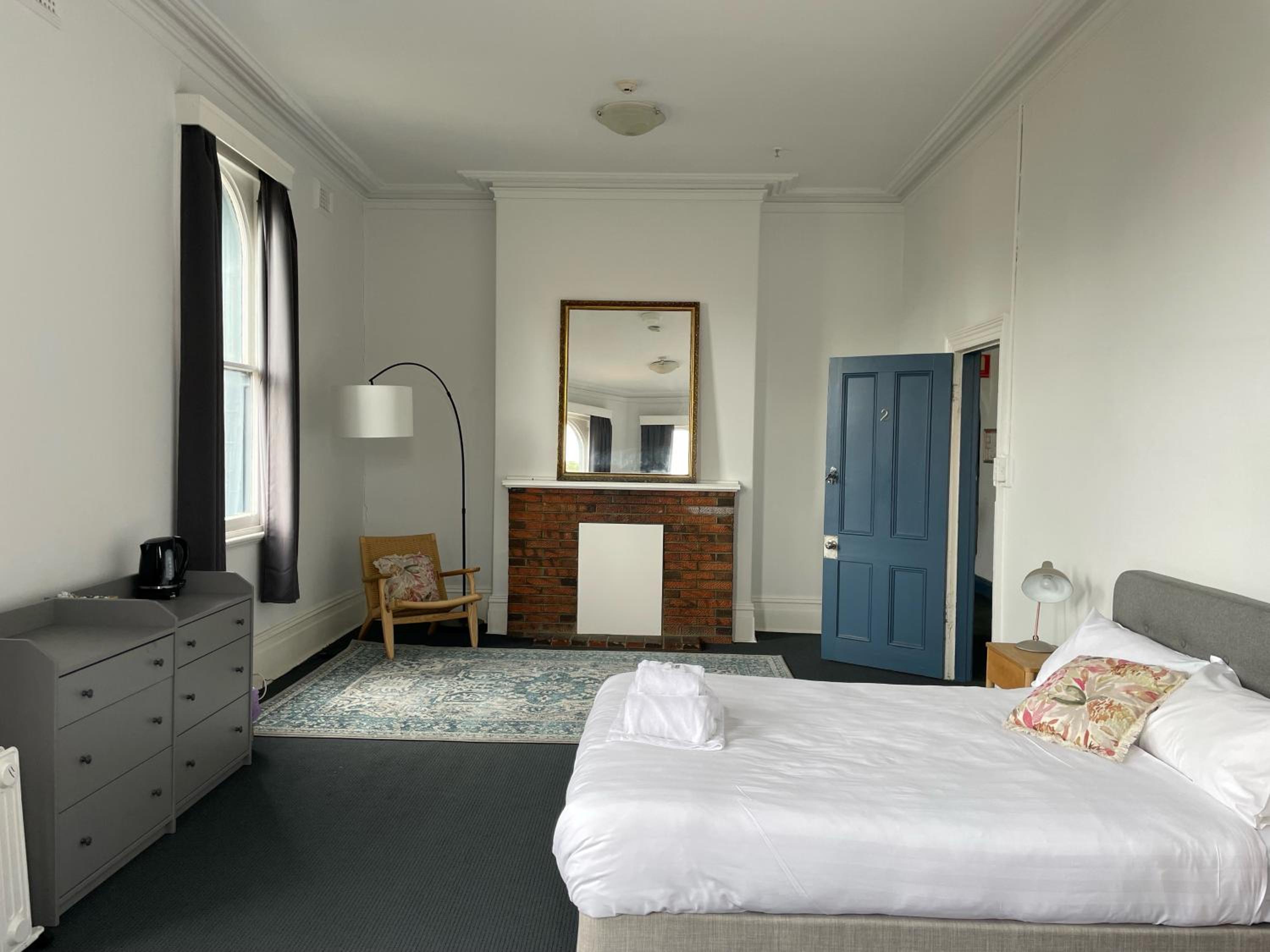 Quadruple Room with Shared Bathroom - Renovated recently