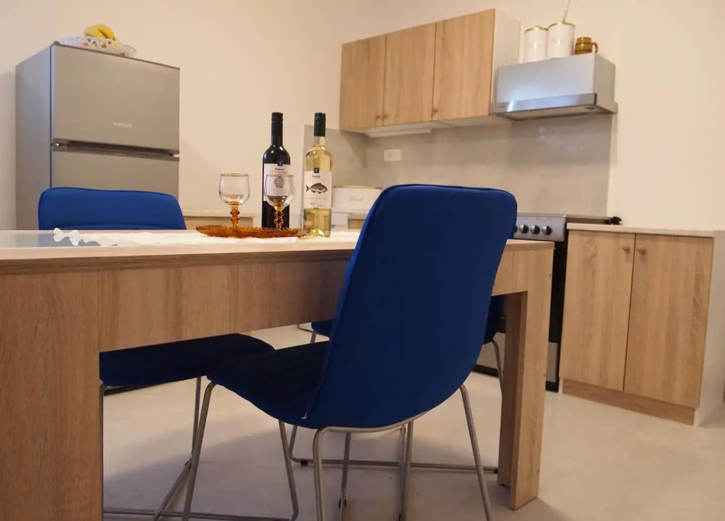 One-Bedroom Apartment - Photo 19