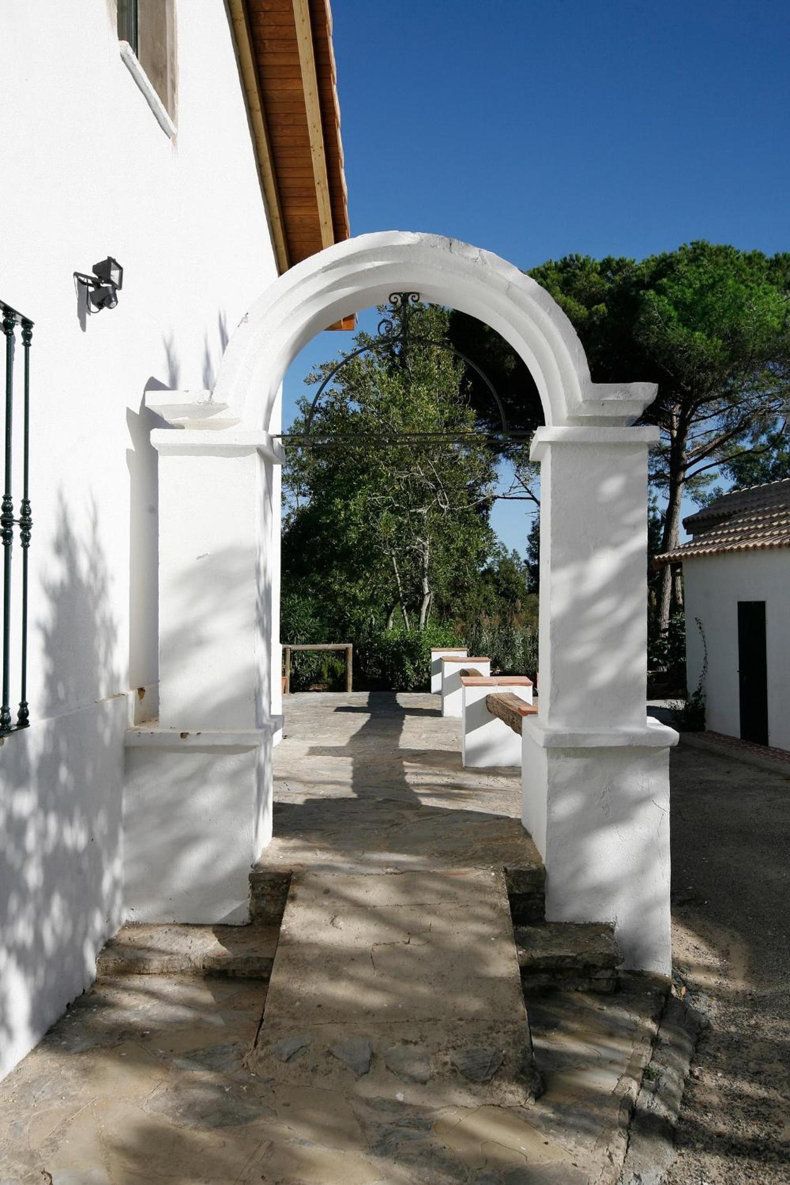 Three-Bedroom Villa (8 Adults) photo 3
