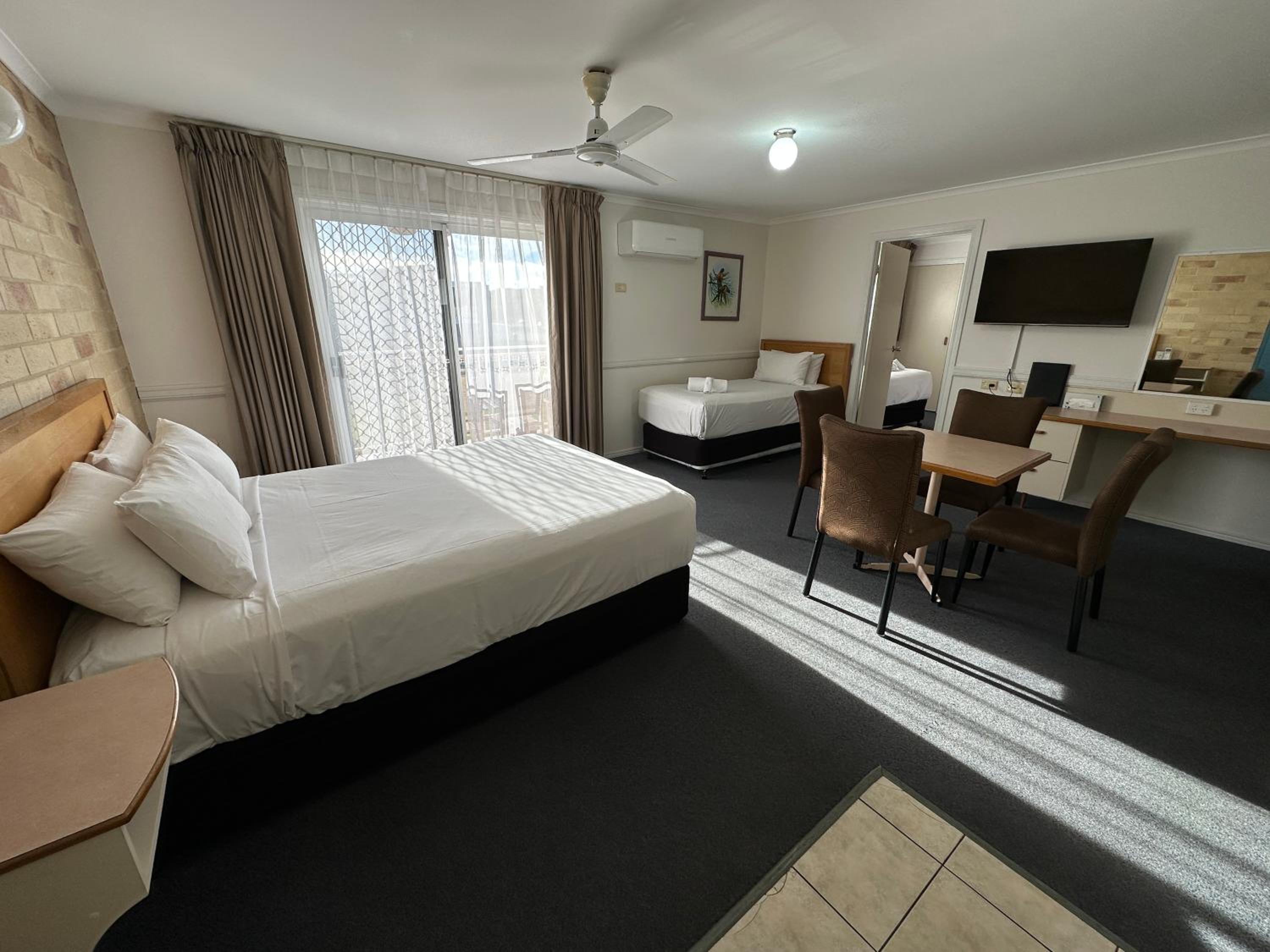 Two-Bedroom Suite - Photo 1