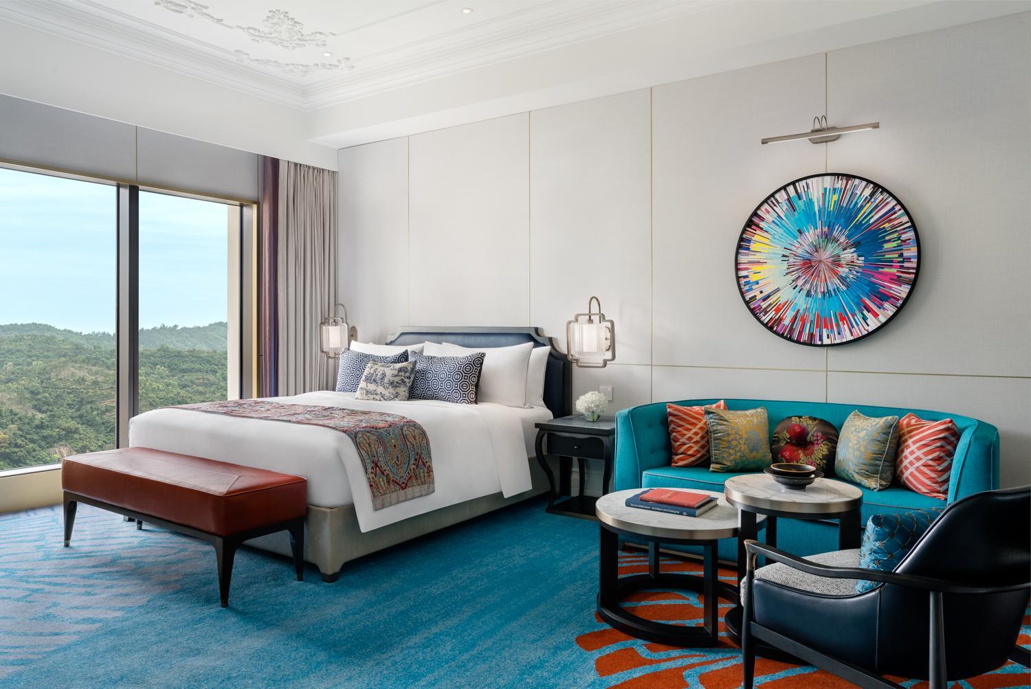 Deluxe King Room - Photo 6