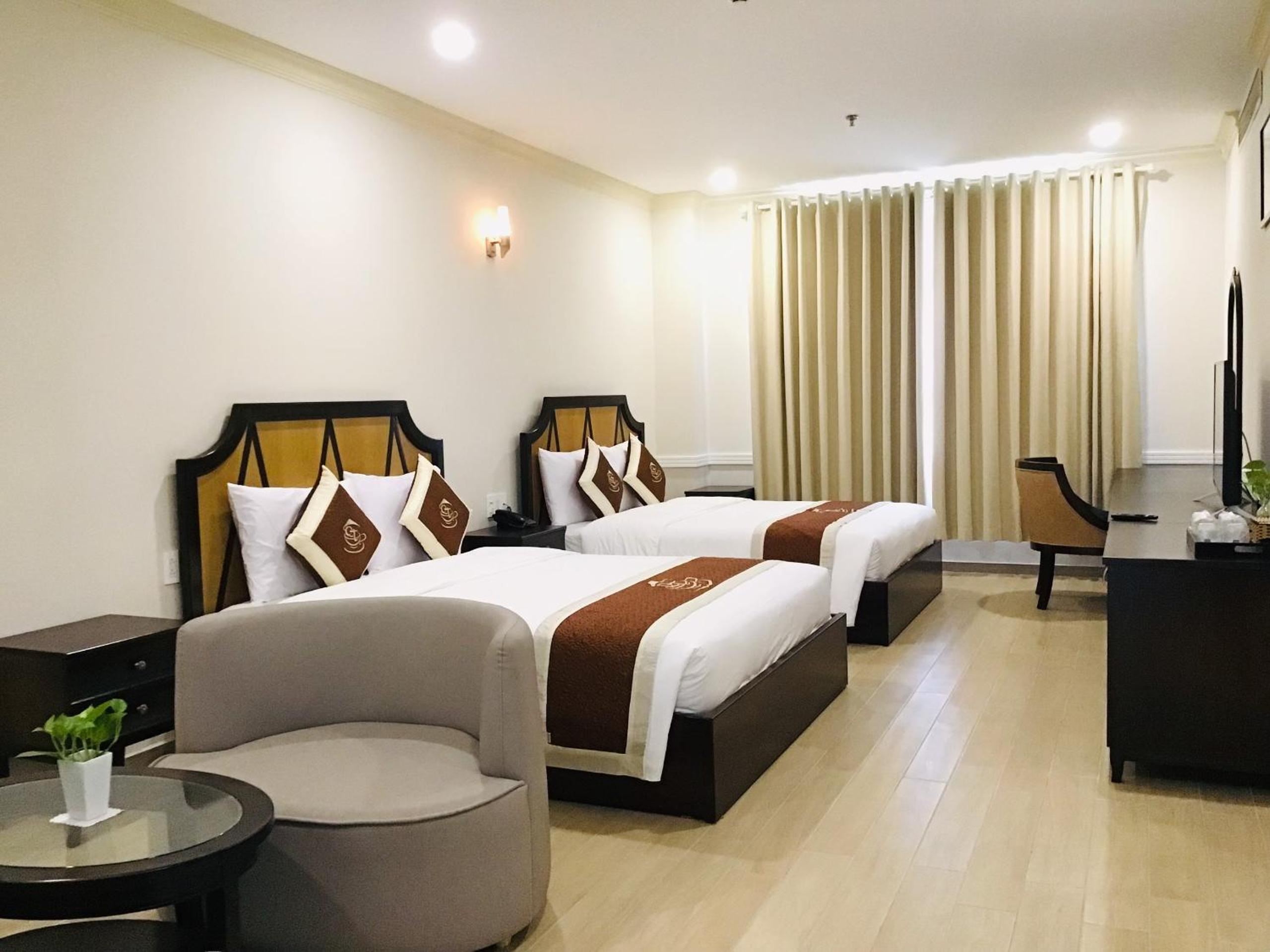 Deluxe Quadruple Room - Photo 1