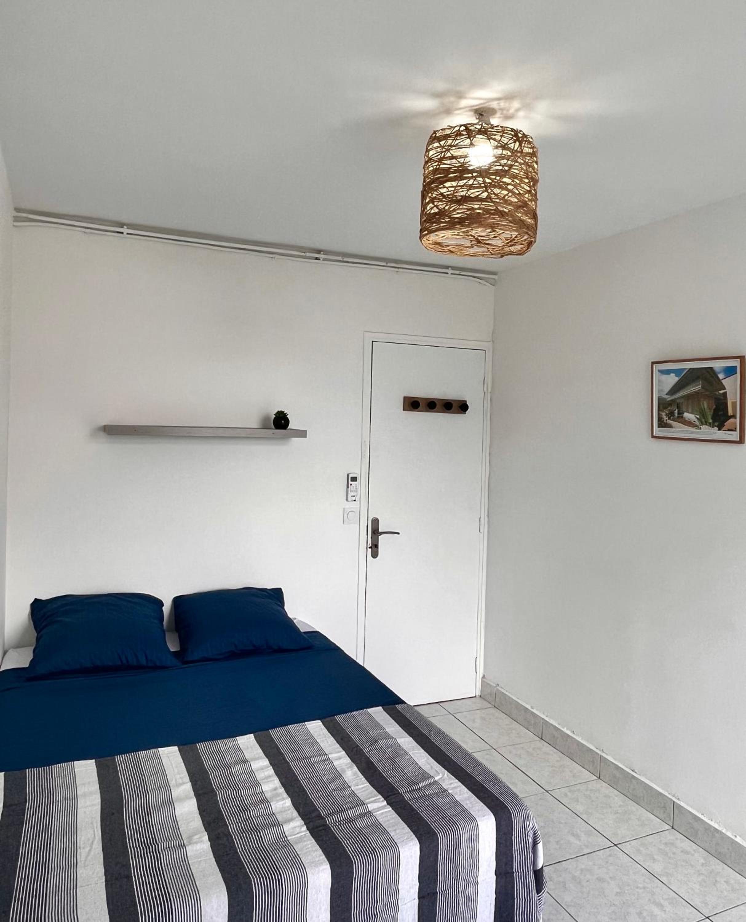 Double Room with Shared Bathroom