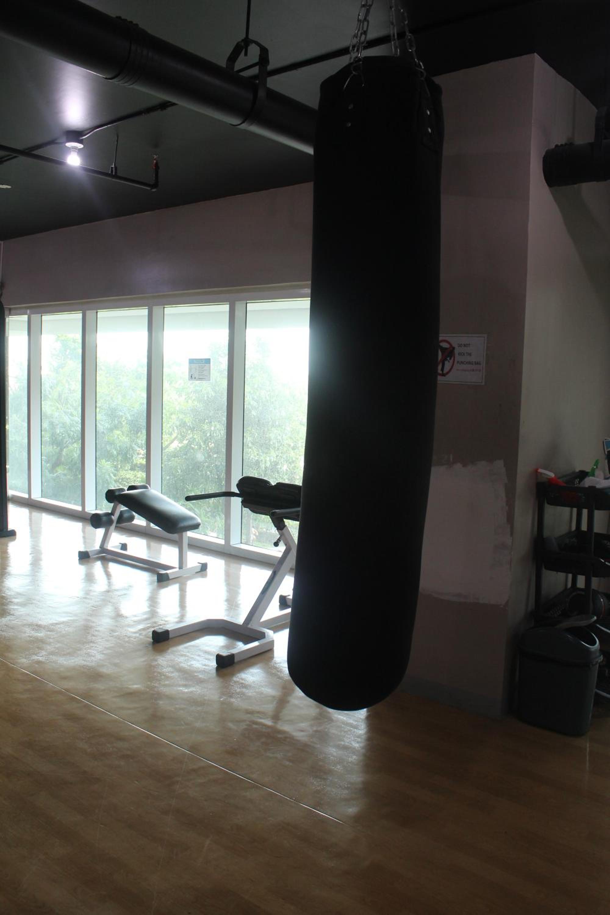 Standard Studio - Photo 60