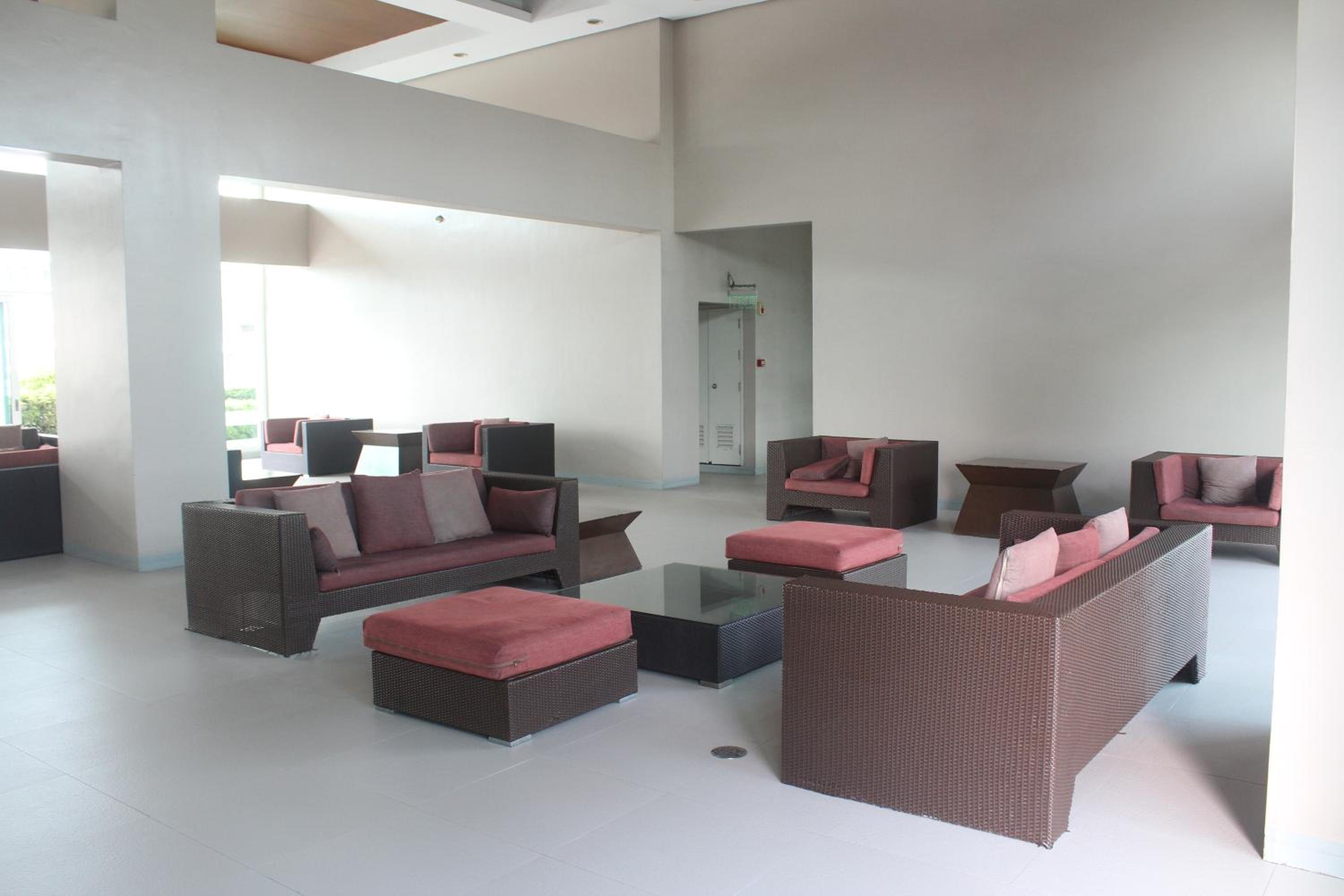 Standard Studio - Photo 15