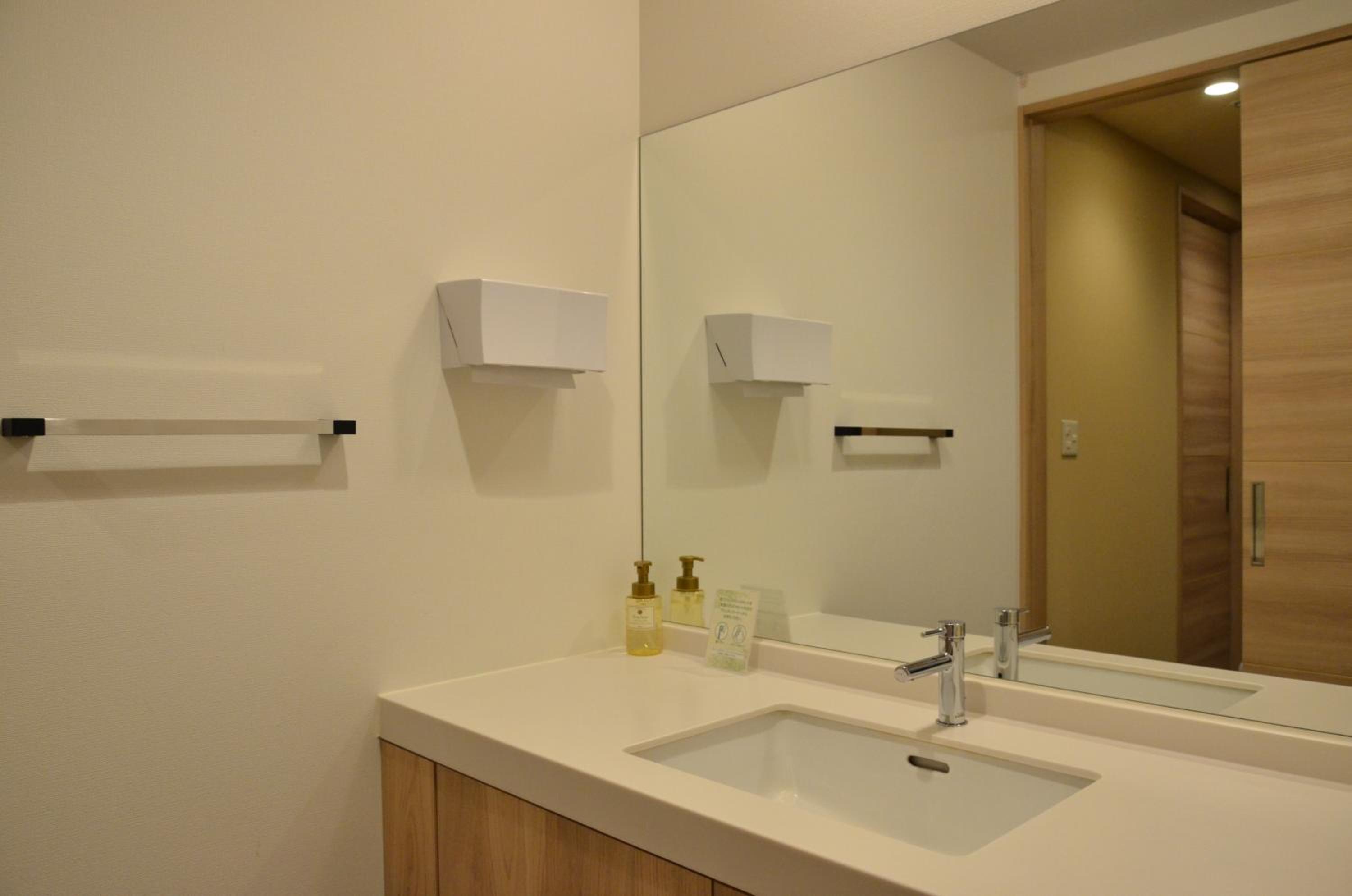 Standard Japanese-Style-Room 18 sqm - Shower Only - Non-Smoking photo 3