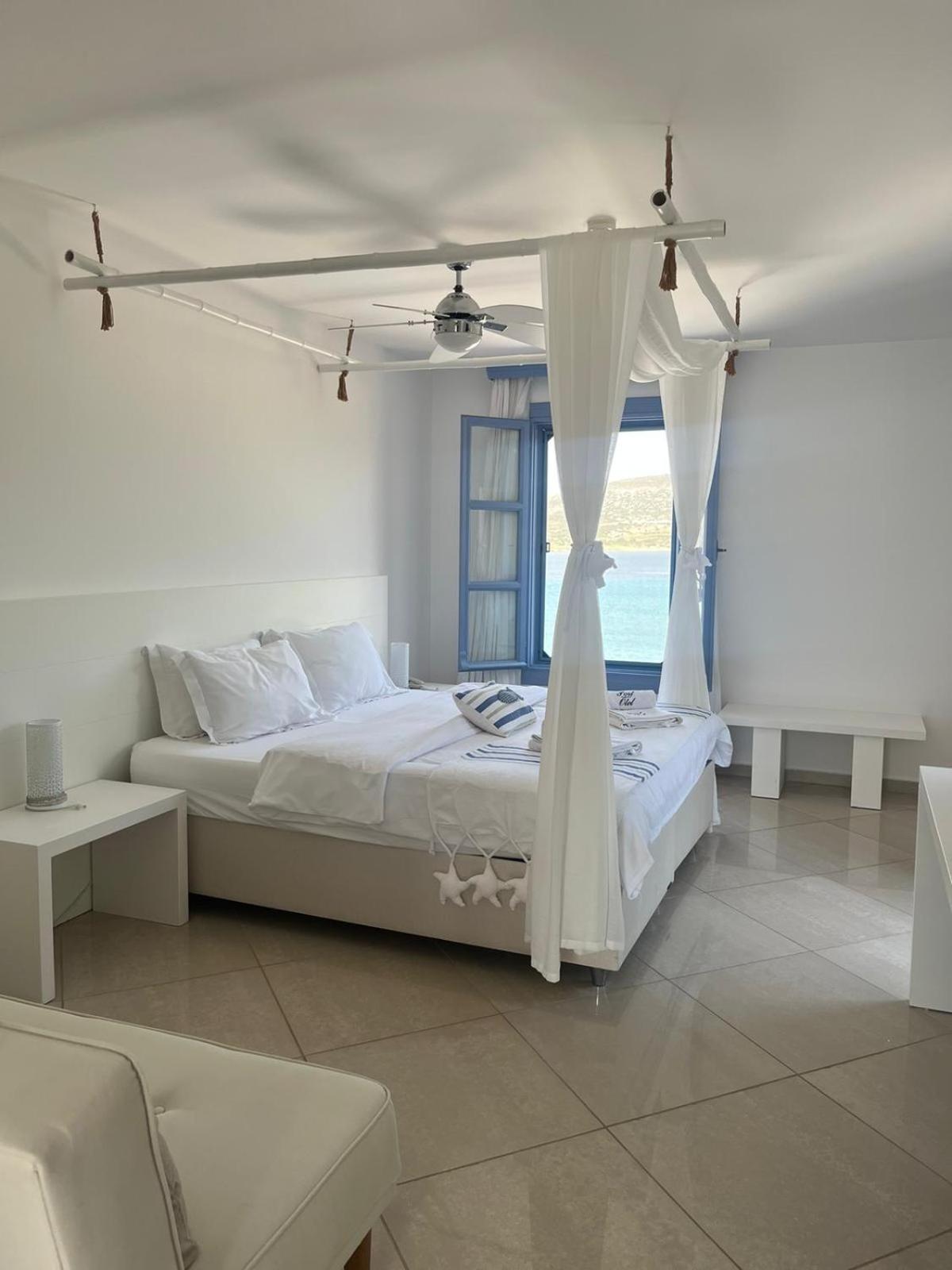 Standard Double or Twin Room with Sea View photo 3