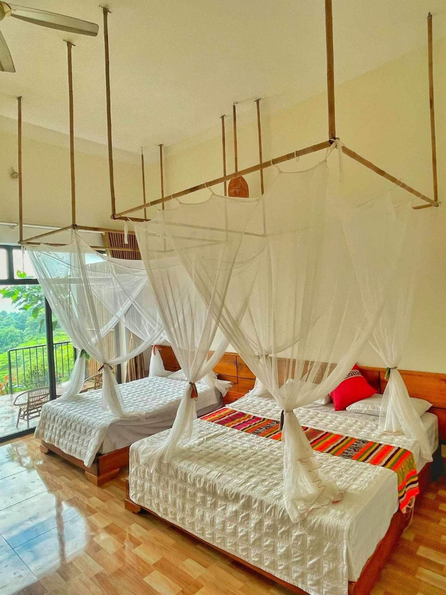 Family Room with Garden View photo 1