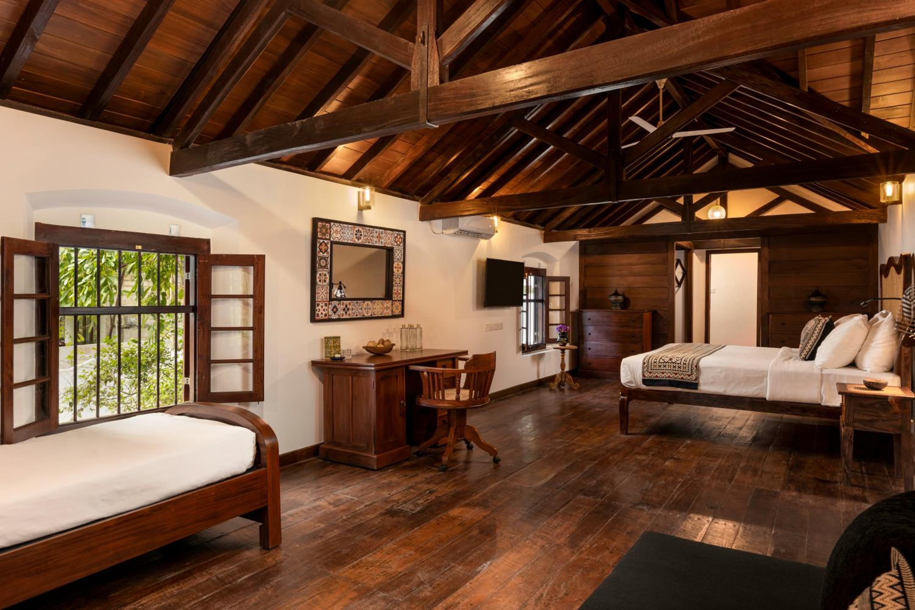 Quadruple Room - Photo 2