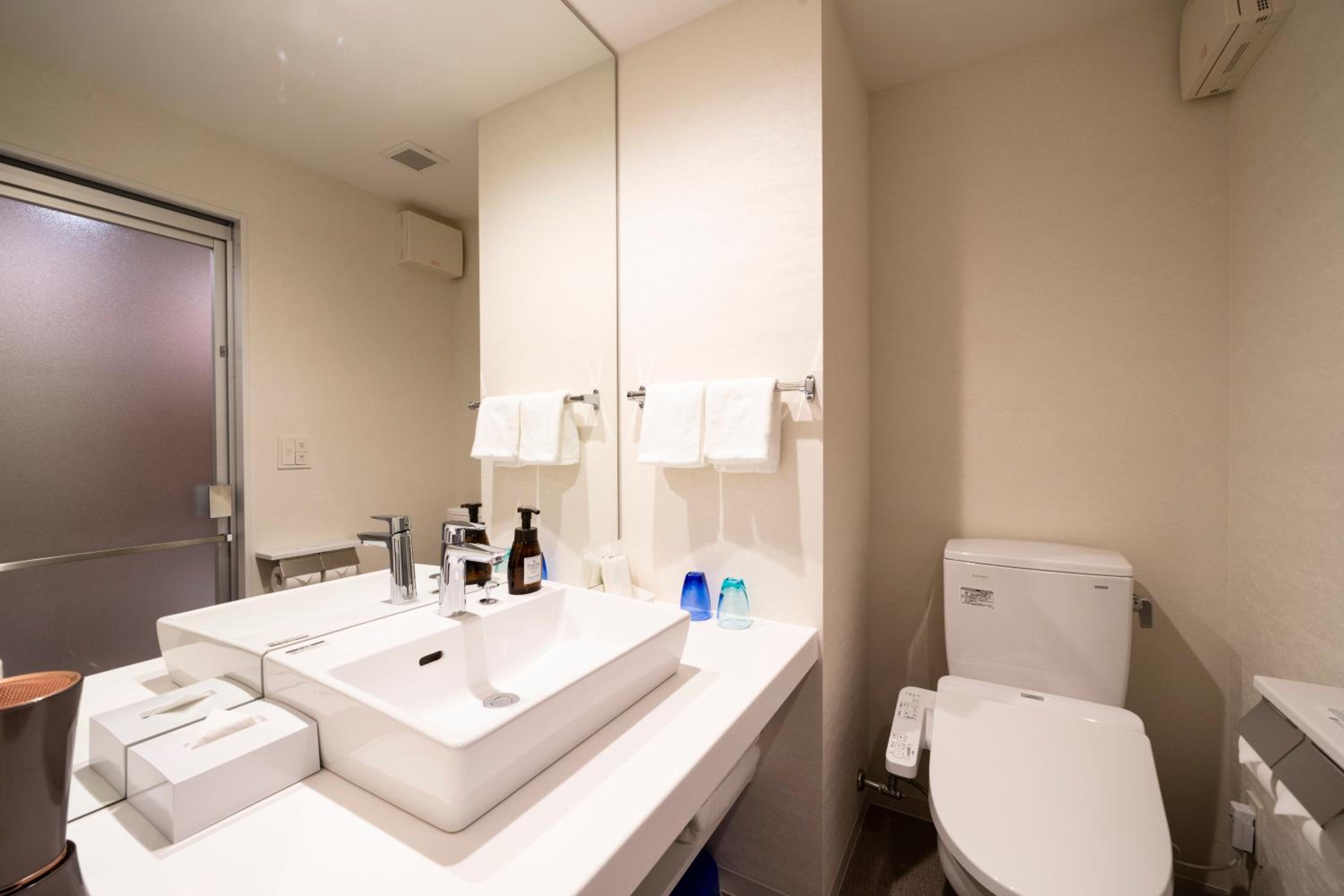 Standard Double Room - Photo 3