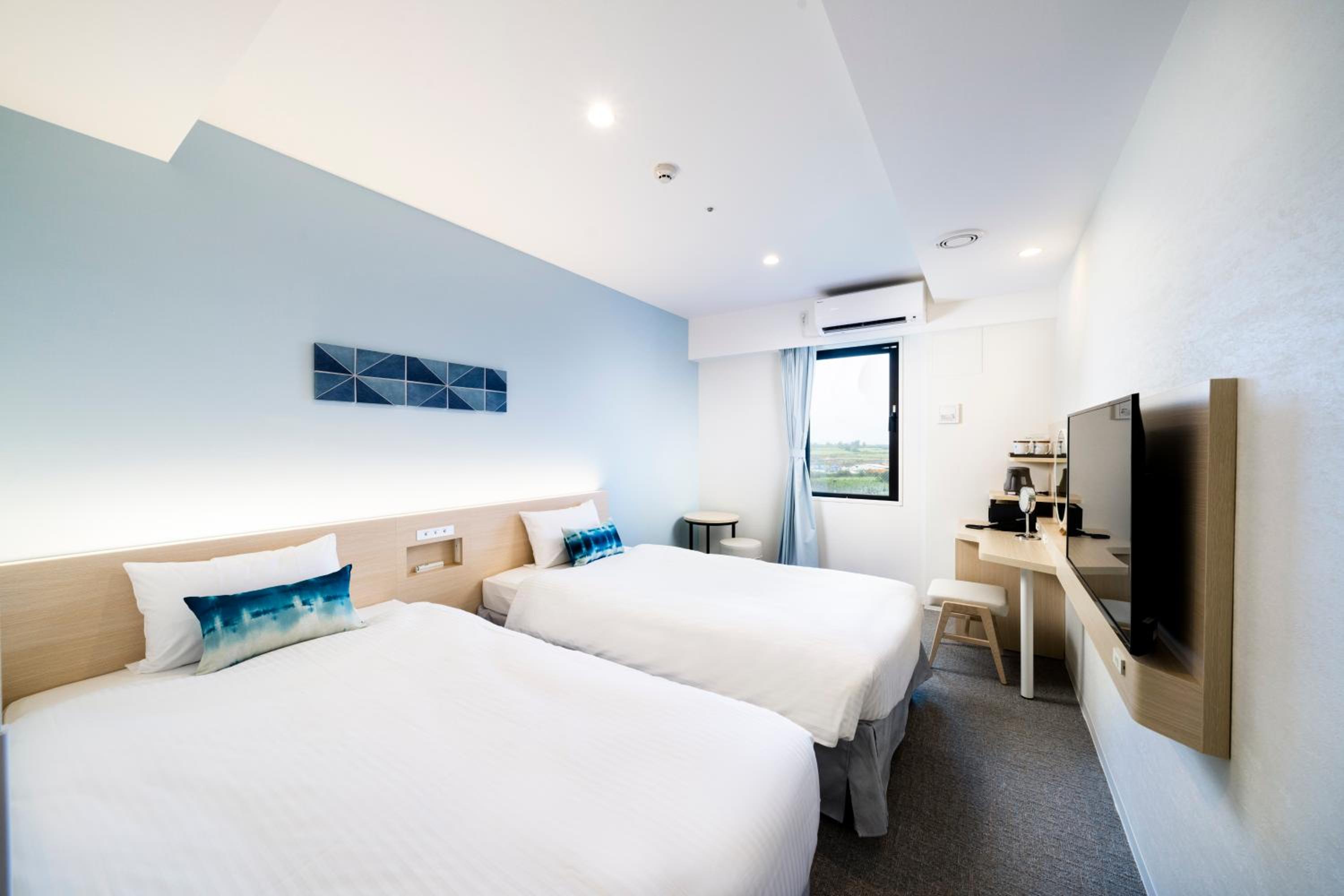 Standard Twin Room - Photo 1