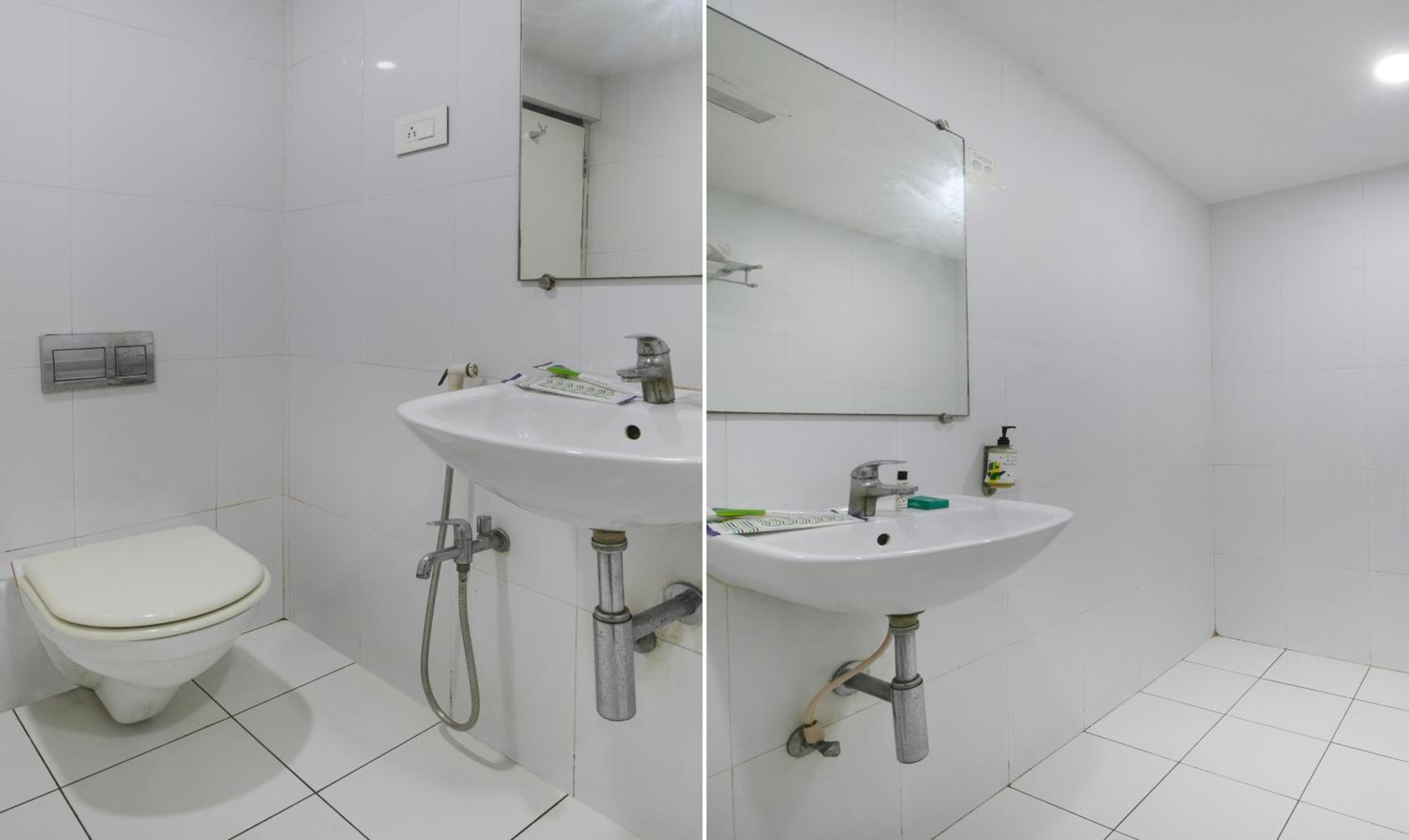 [Sanitized] Deluxe Double Room photo 2