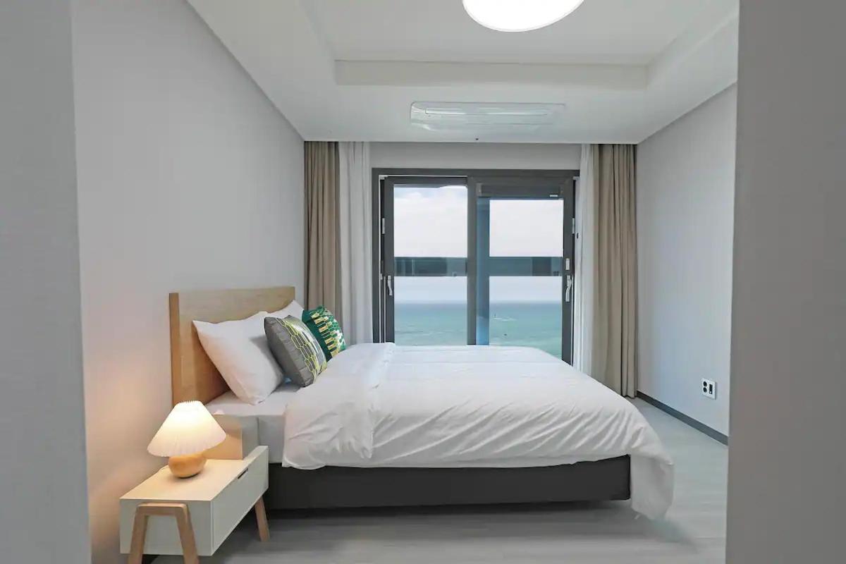 Junior Suite with Half Ocean View - Photo 3