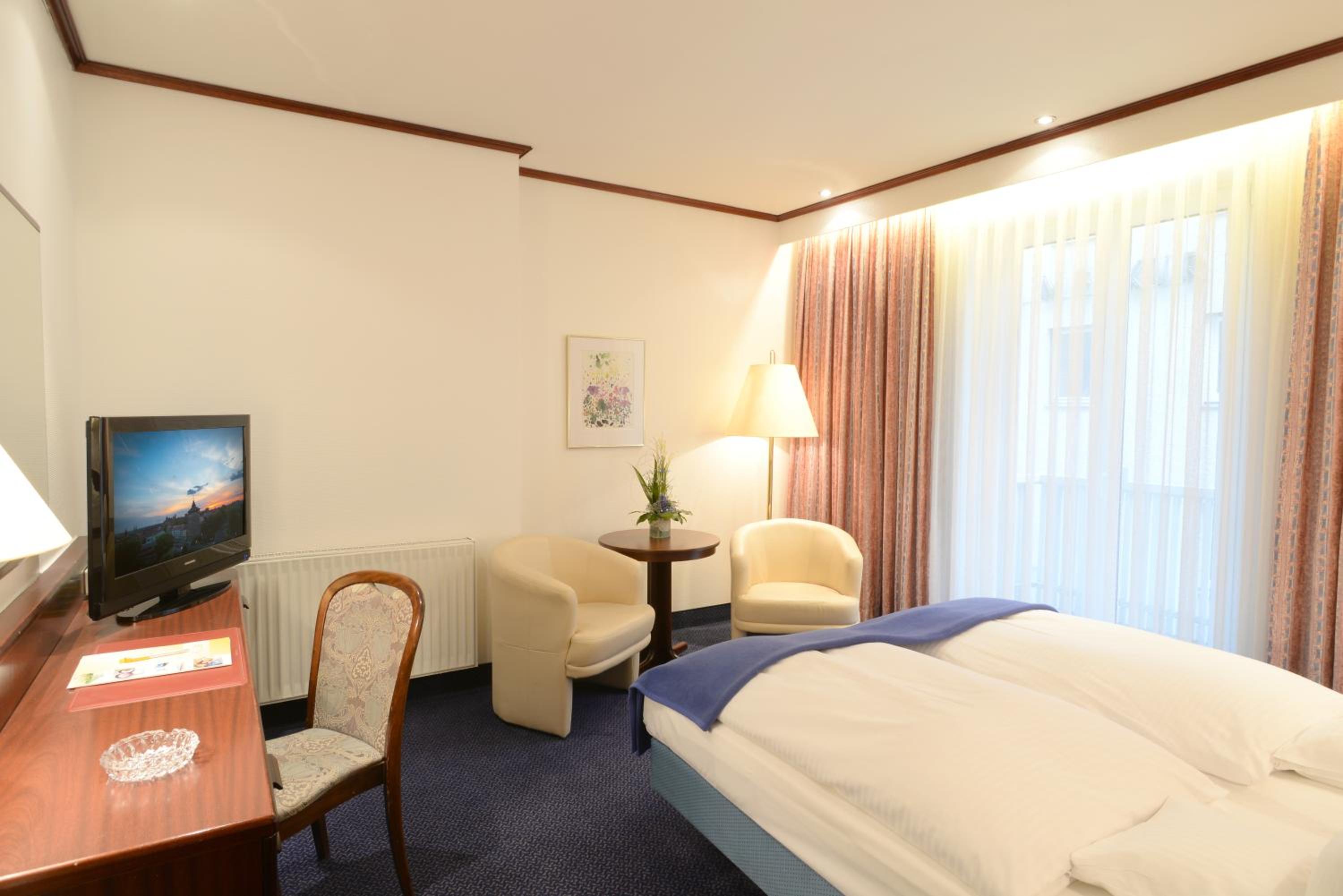 Double Room - Photo 15