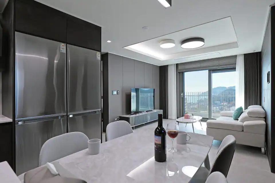 Junior Suite with Ocean View - Photo 3