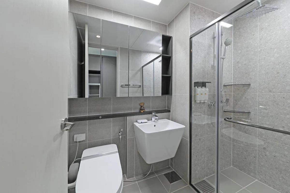 Junior Suite with Ocean View - Photo 7