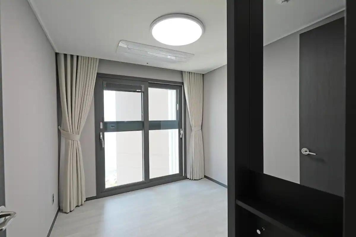 Junior Suite with Ocean View - Photo 12