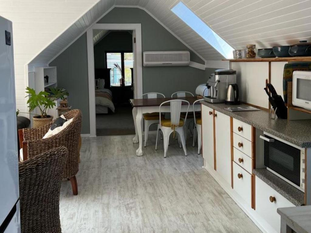 Suite with Mountain View - Photo 4