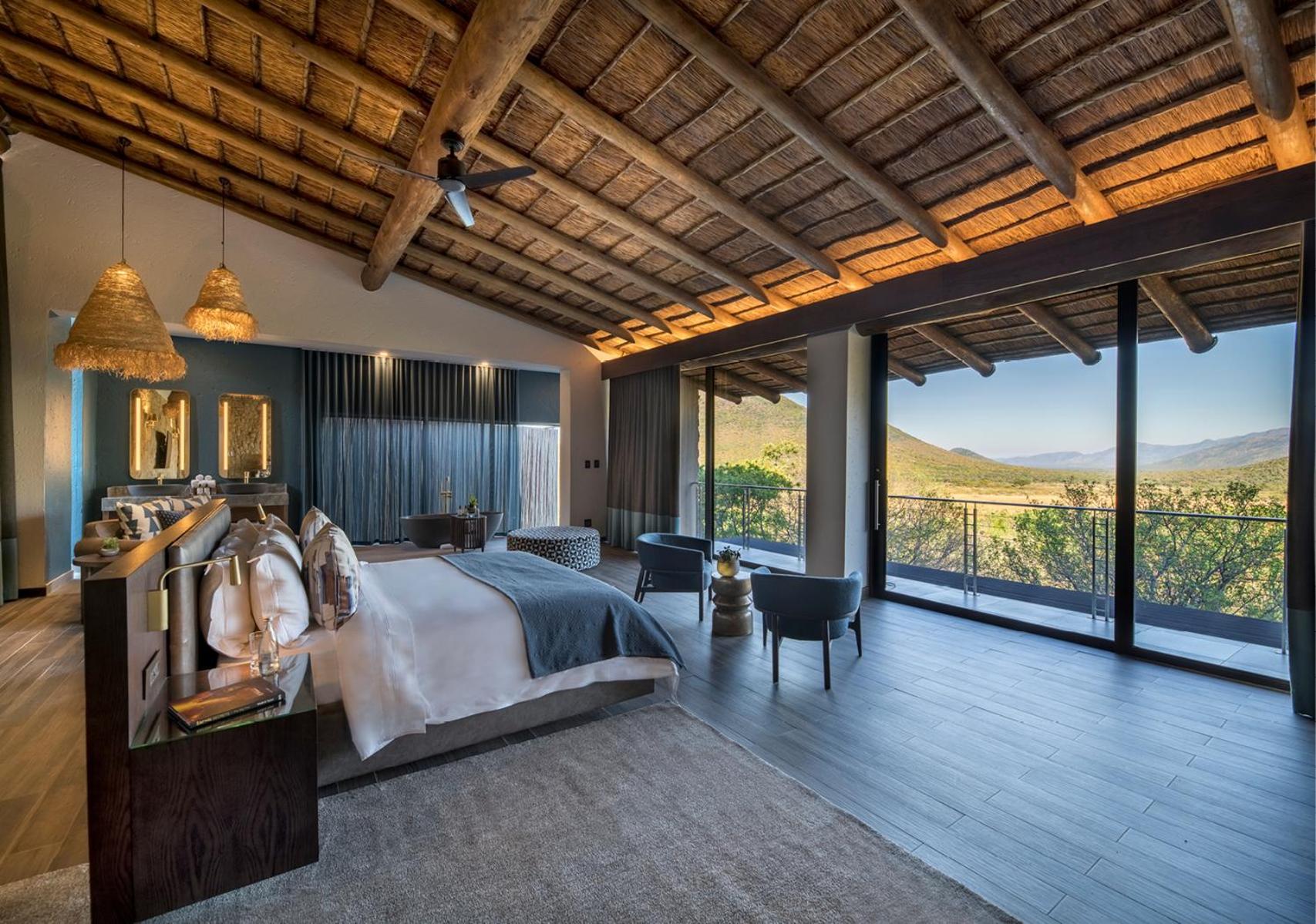 Luxury Suite with 2 Game Drives - Photo 1