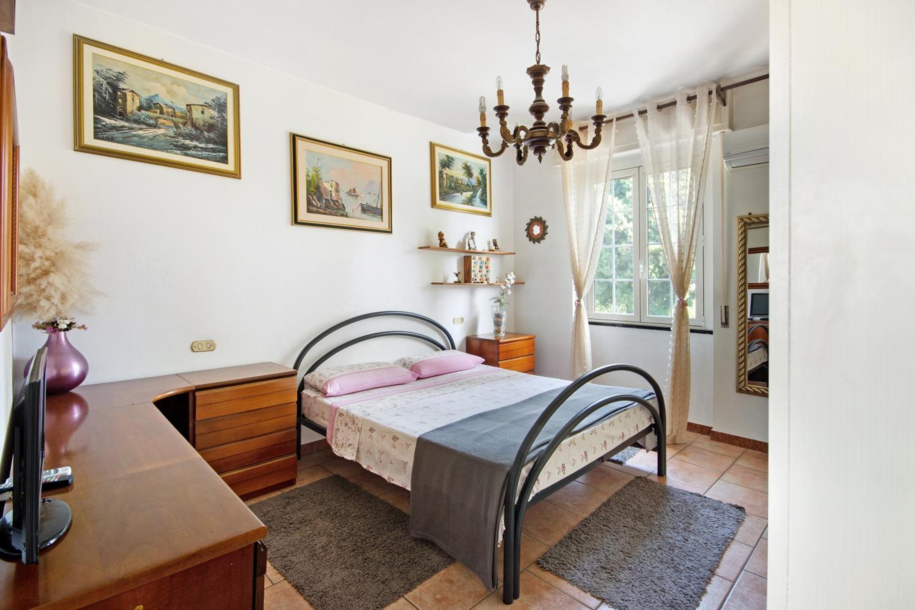 Three-Bedroom Superior Apartment