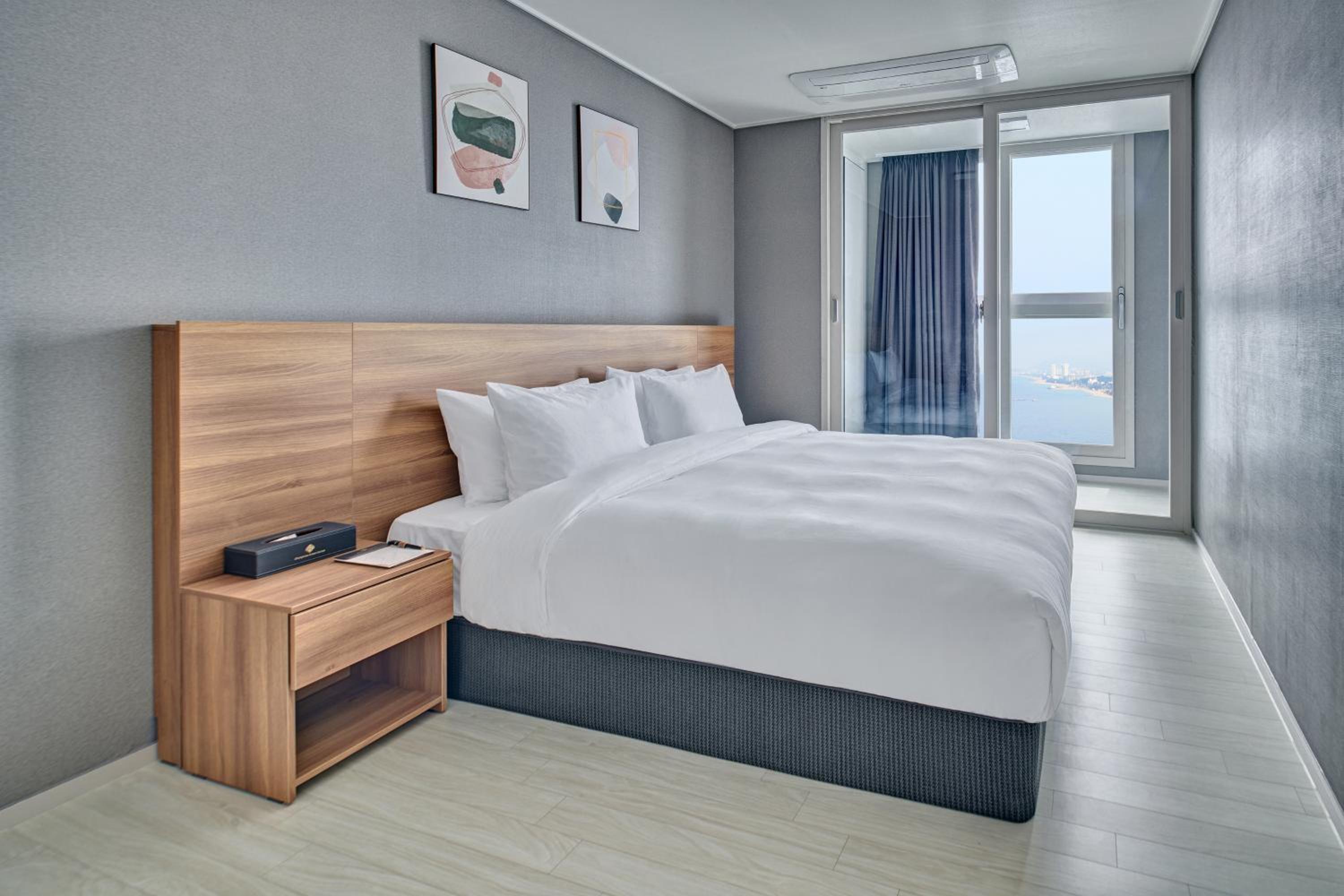 Junior Suite Double with Sea View - Photo 3
