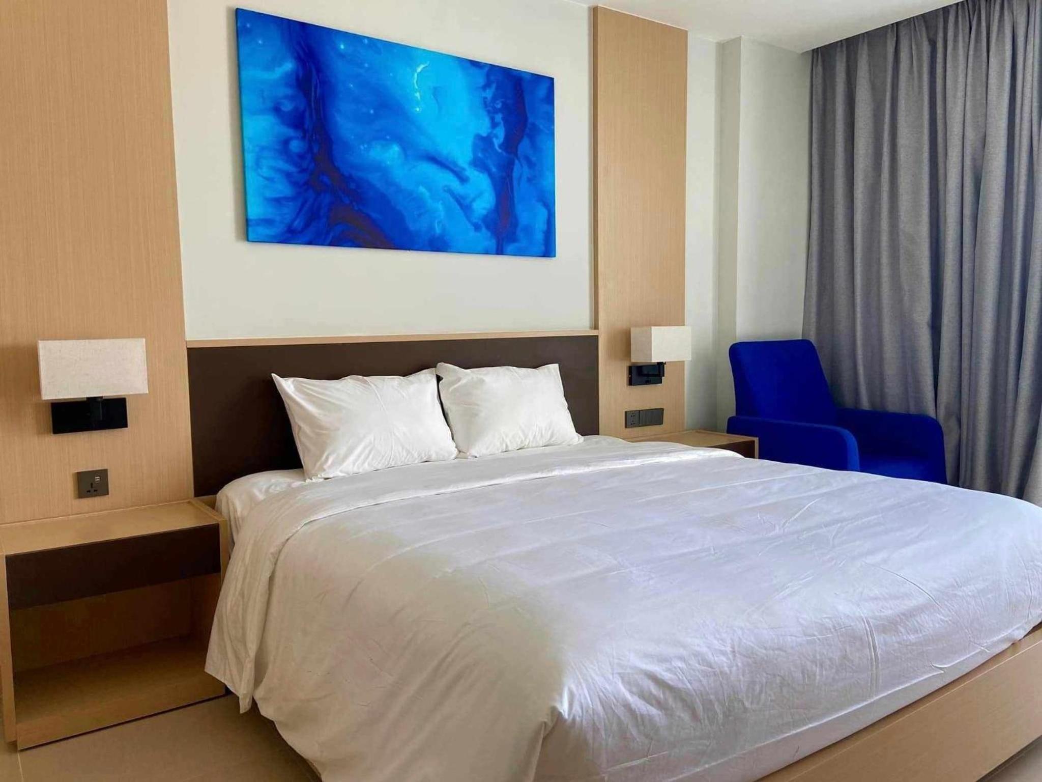 Deluxe Double Room with Sea View photo 3