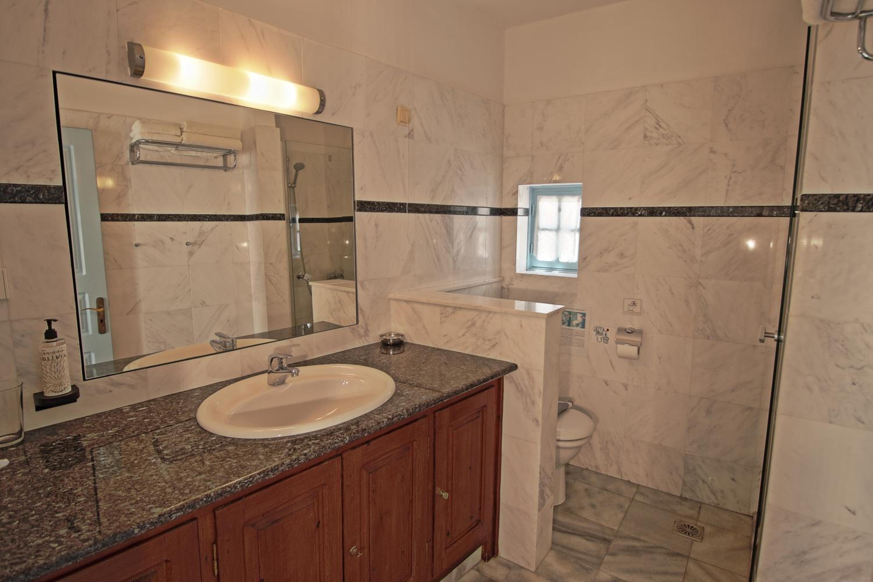 Superior Double Room - Photo 4