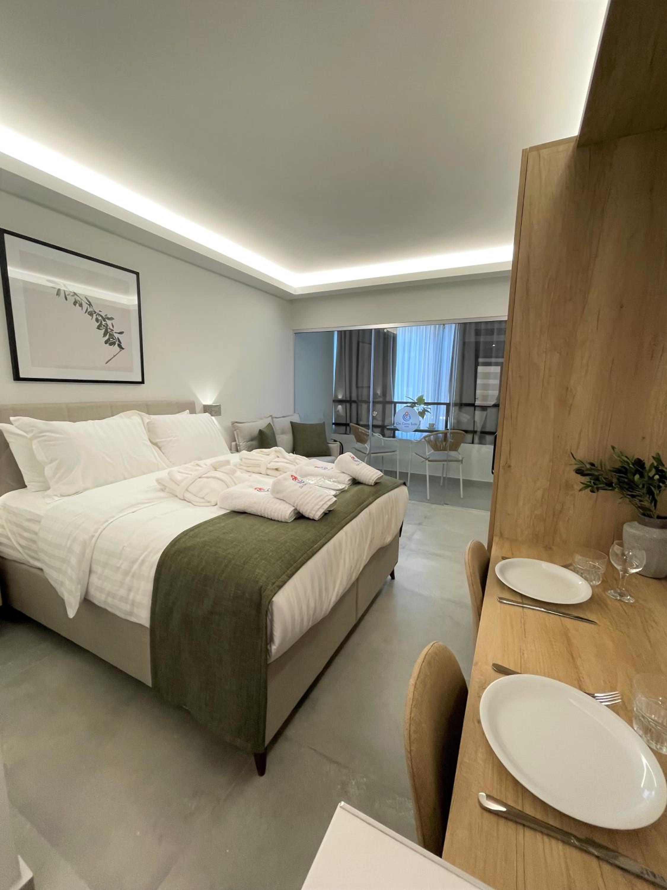 Suite with Balcony - Suite 5