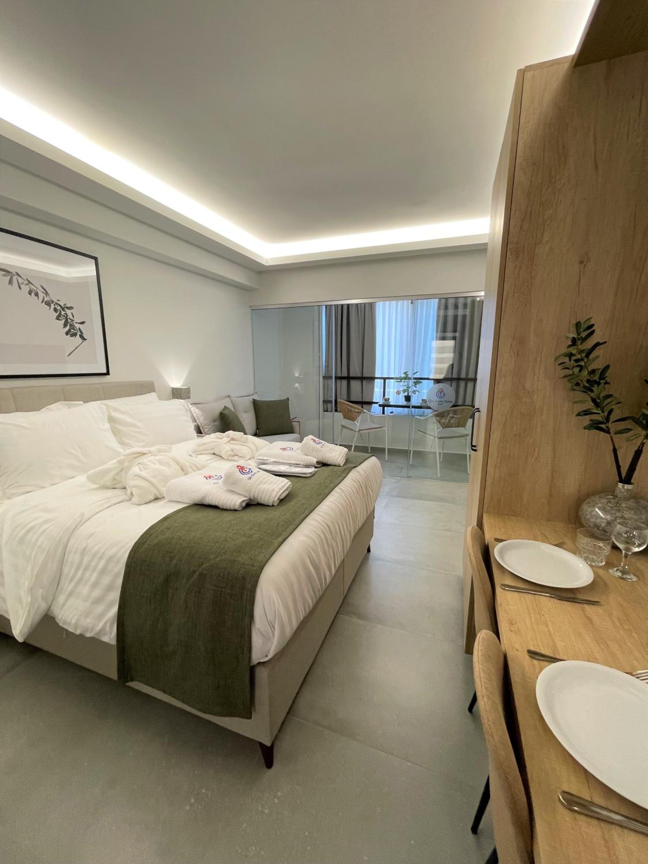 Suite with Balcony - Suite 6 photo 2