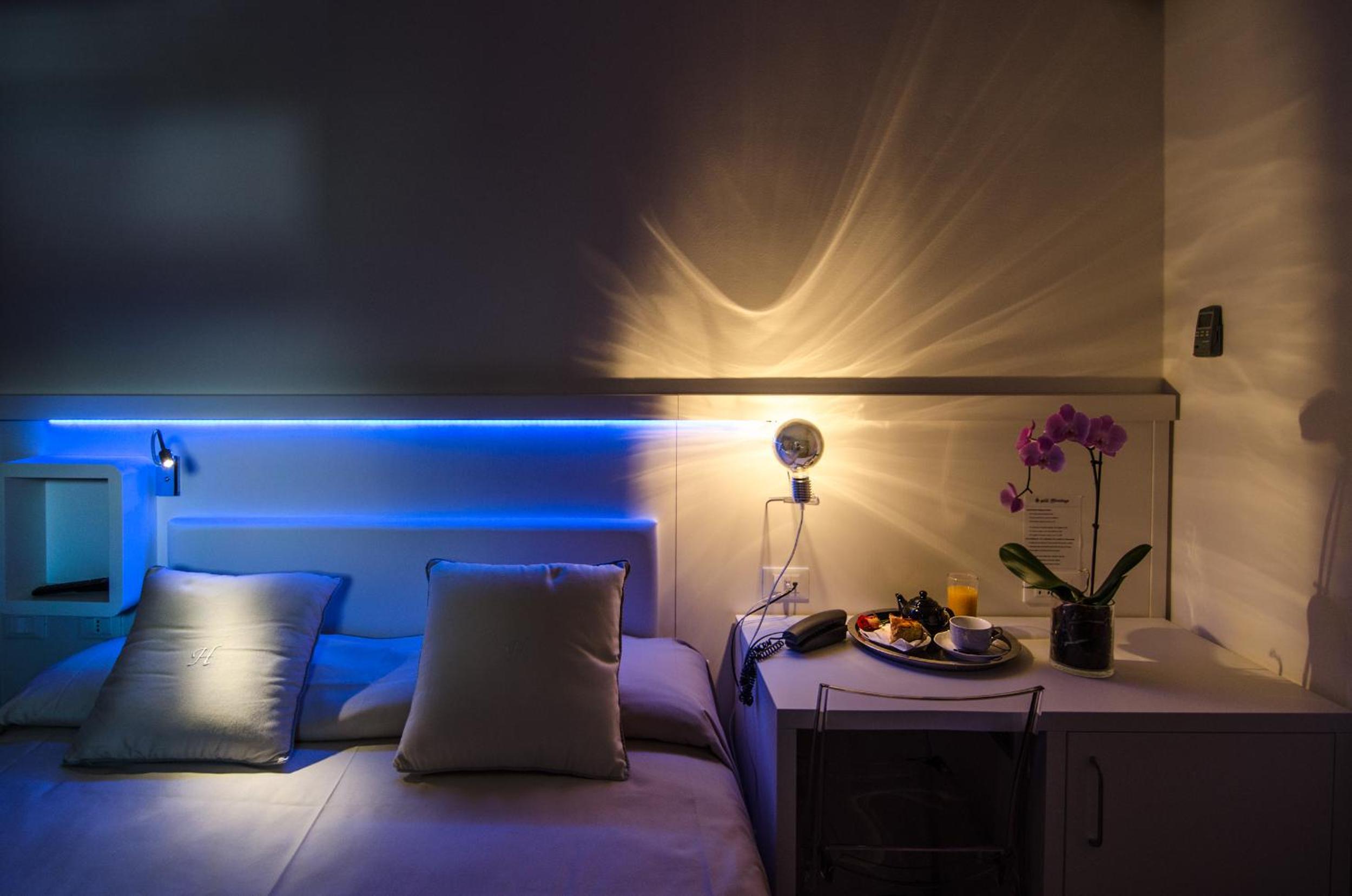 Double Room - Photo 6