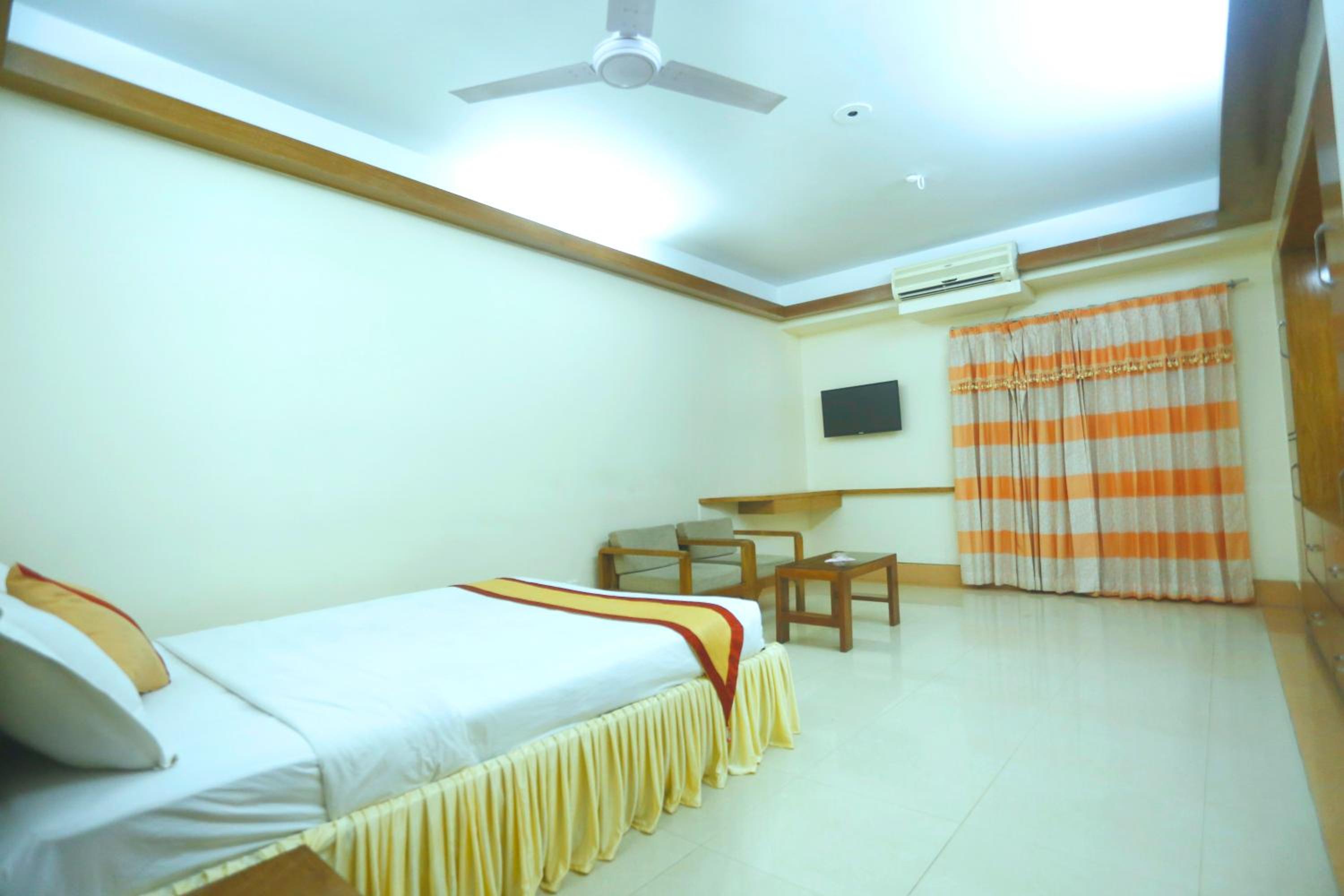 Deluxe Double Room photo 2