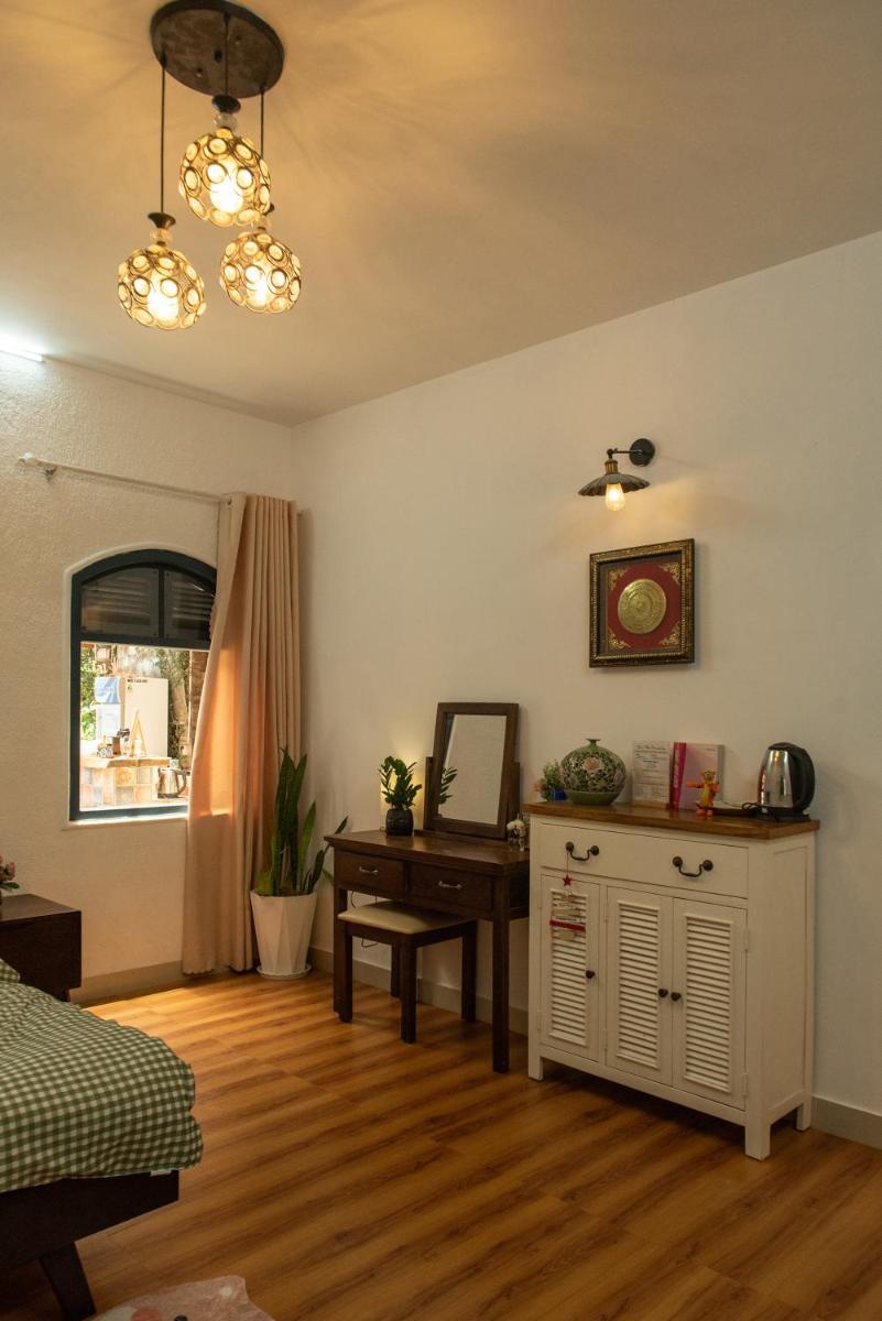 Standard Queen Room photo 2
